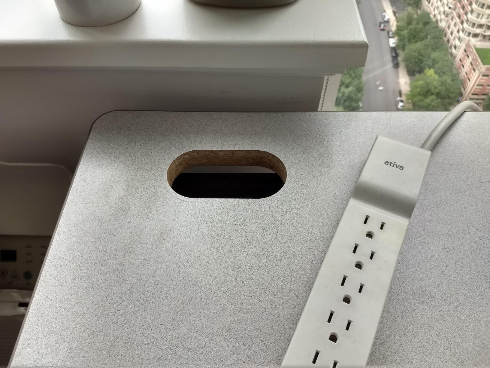 Ergotron LX Dual Monitor Arm, VESA Desk Mount for 2 Monitors Up to 27 Inches, 7 to 20 lbs Each Matte Black customer photo 1