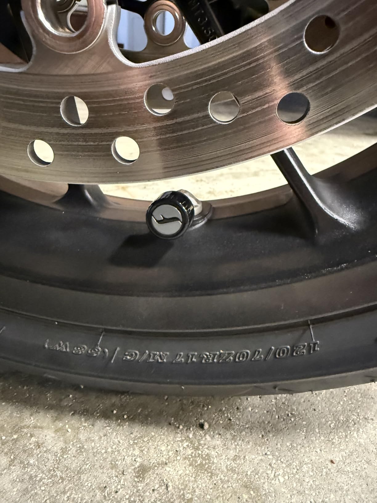 FOBO Bike 2 TPMS (Black) - Wireless Tire Pressure Monitoring System with Bluetooth 5.0 | Real-Time Tire Pressure Sensor | Easy DIY Installation for Motorcycle | Compatible with iOS & Android customer photo 2