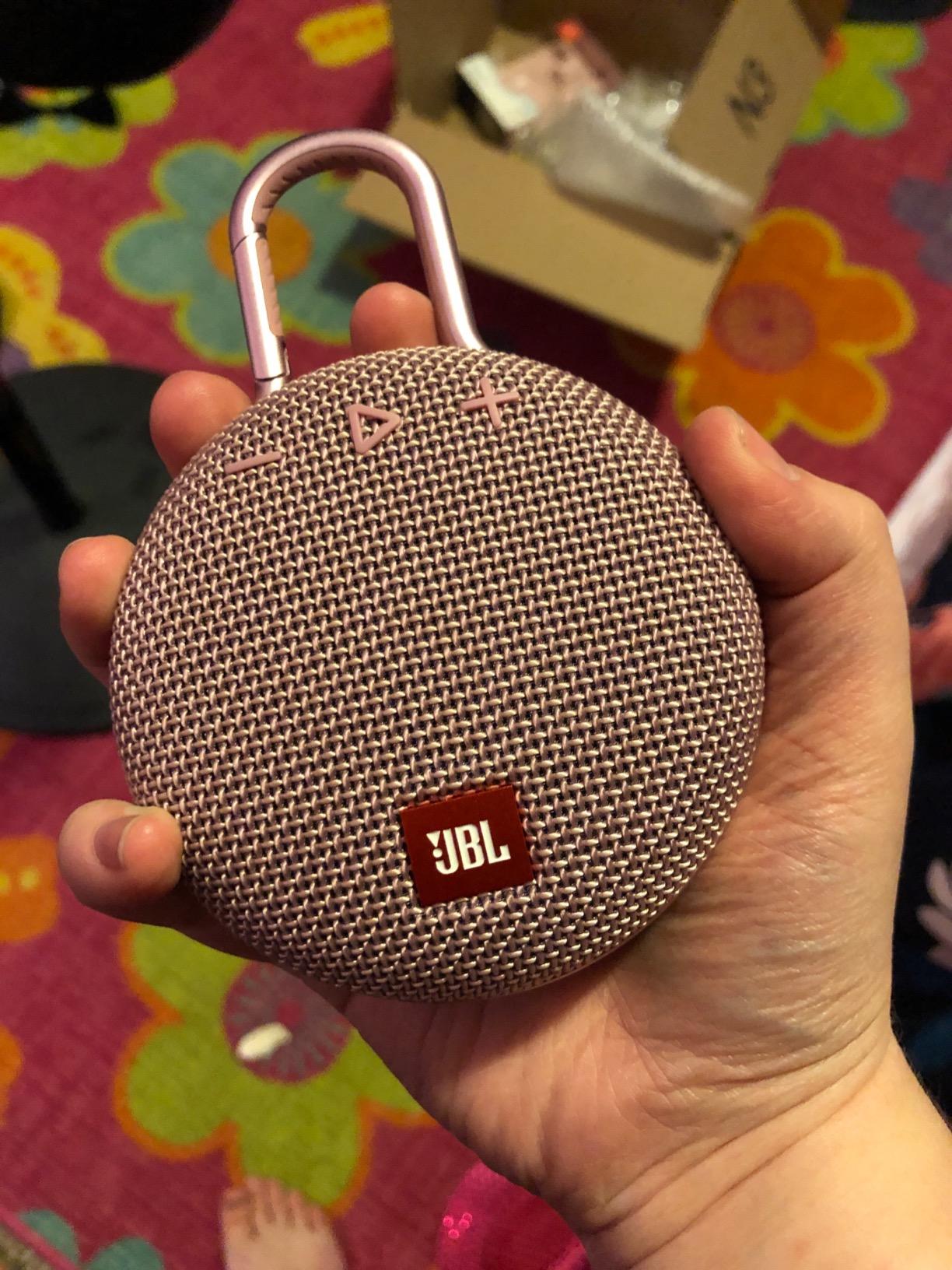 JBL Clip 3, Desert Sand - Waterproof, Durable & Portable Bluetooth Speaker - Up to 10 Hours of Play - Includes Noise-Cancelling Speakerphone & Wireless Streaming customer photo 1