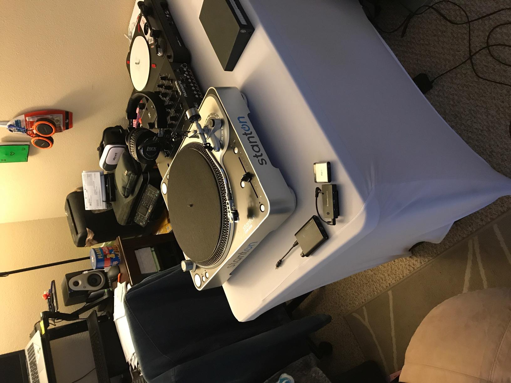 Reloop Spin Portable Turntable System customer photo 1