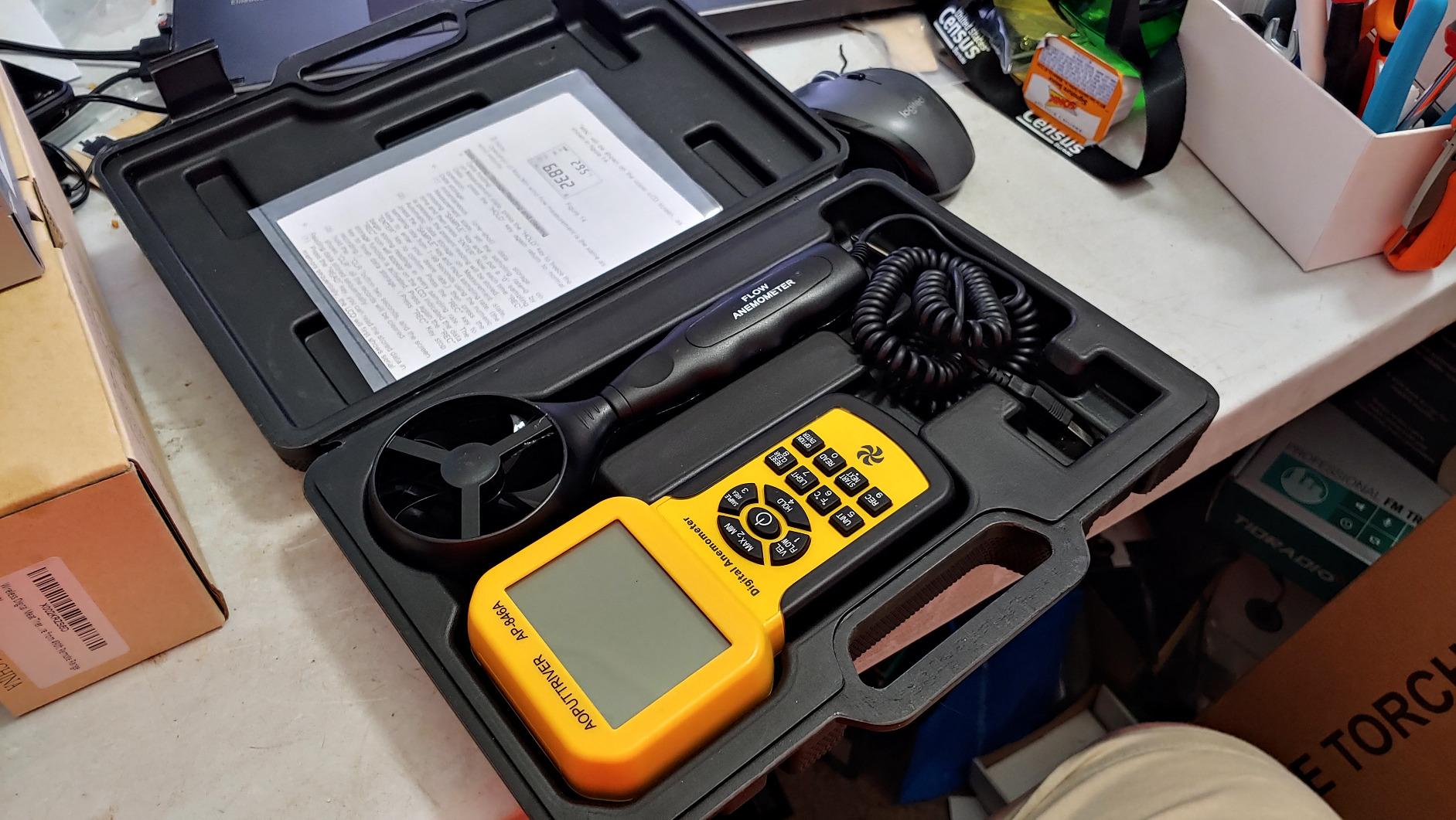 Pro HVAC Anemometer Handheld CFM Meter Wind Speed Meter with USB Data Export to PC Max/Avg/Min Functions for Measuring Wind Speed Air Velocity, Wind Temp AP-856A customer photo 1