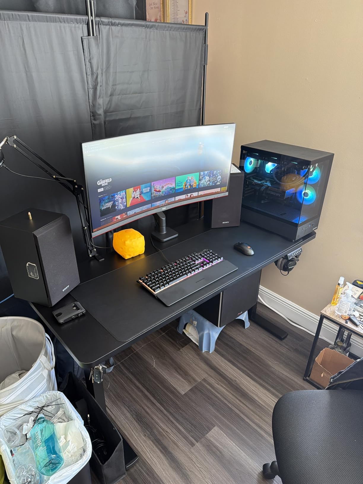 VIVO Electric 60 x 24 in Standing Desk, Memory Height Adjustment, 1B Series, Holds 220 lbs, One-Piece Black Top, Black Frame, DESK-KIT-1B6B customer photo 1