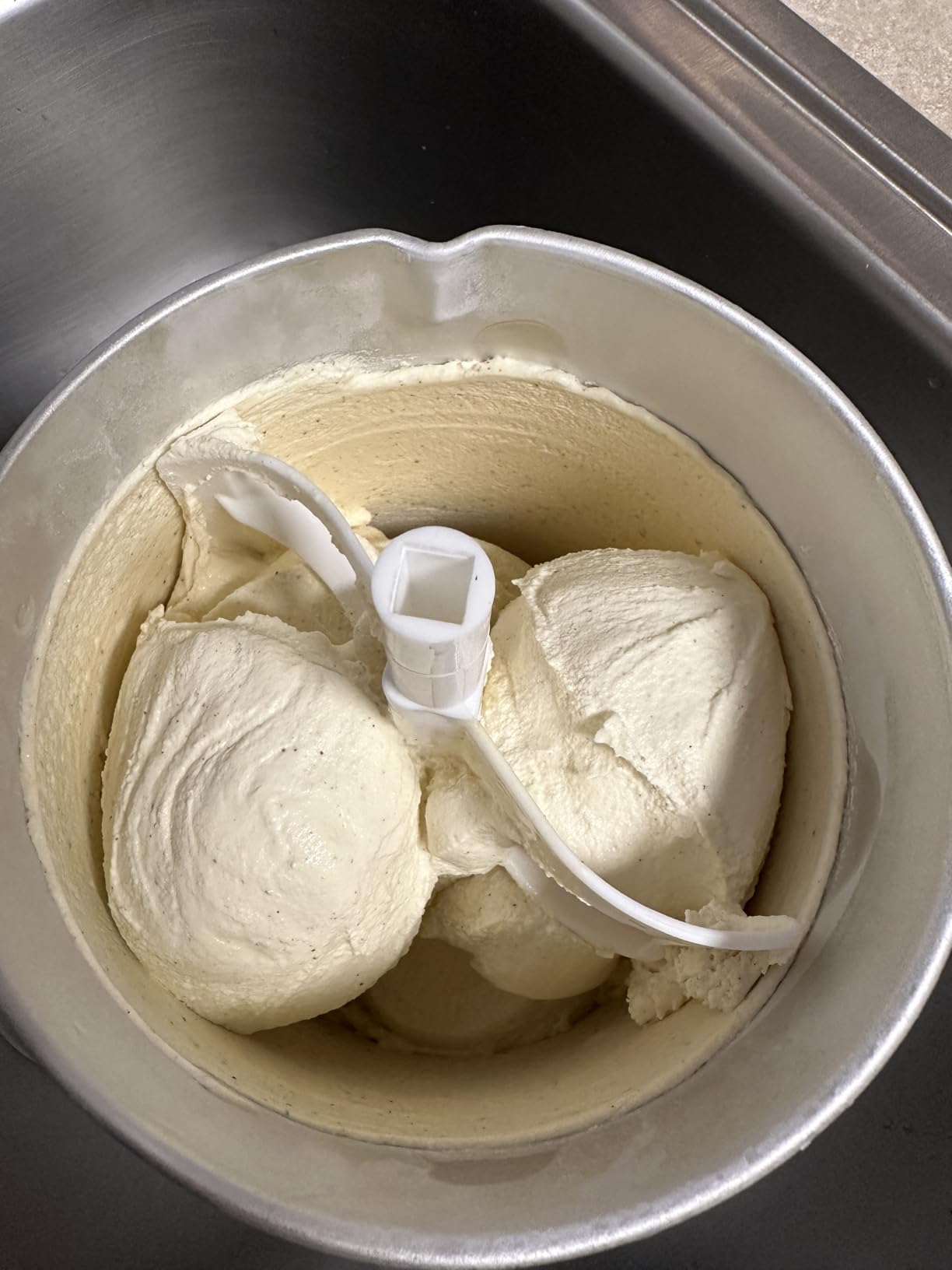 Nostalgia Electric Ice Cream Maker - Old Fashioned Soft Serve Ice Cream Machine Makes Frozen Yogurt or Gelato in Minutes - Fun Kitchen Appliance - Blue - 4 Quart customer photo 1