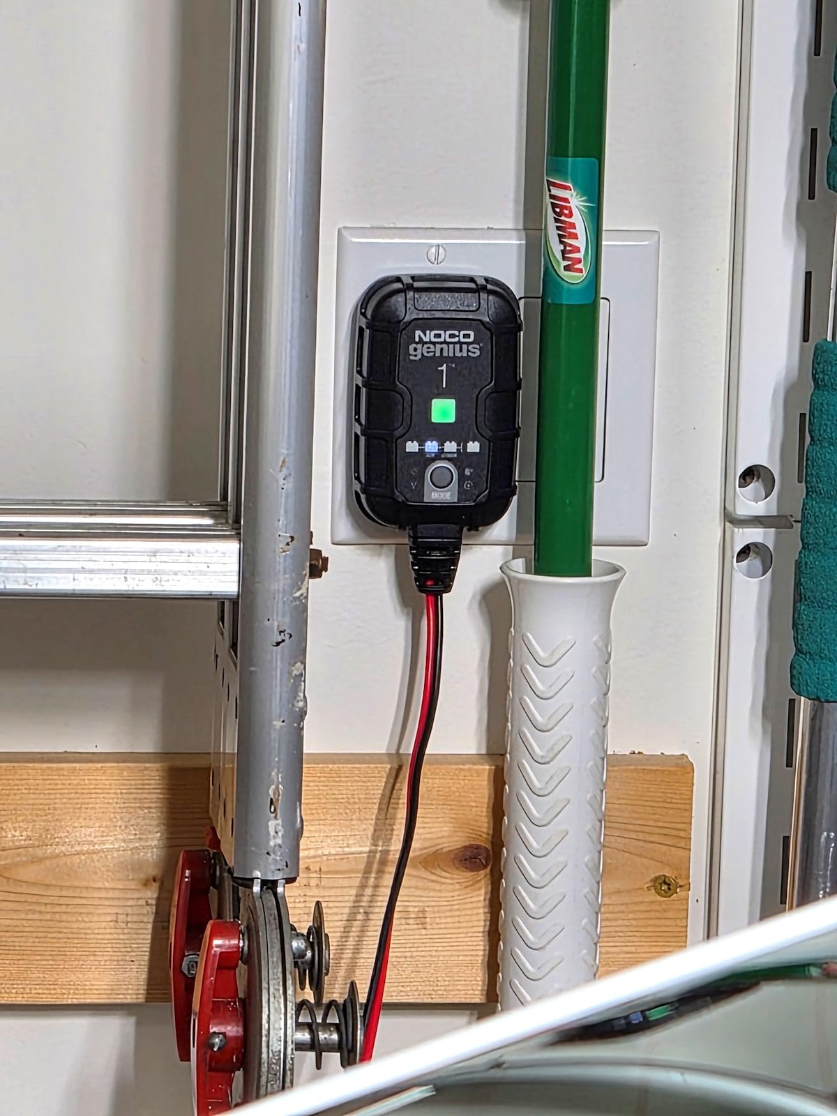 NOCO GENIUS1: 1A 6V/12V Smart Battery Charger - Automatic Maintainer, Trickle Charger & Desulfator with Overcharge Protection & Temperature Compensation - for Lead-Acid & Lithium Batteries customer photo 2