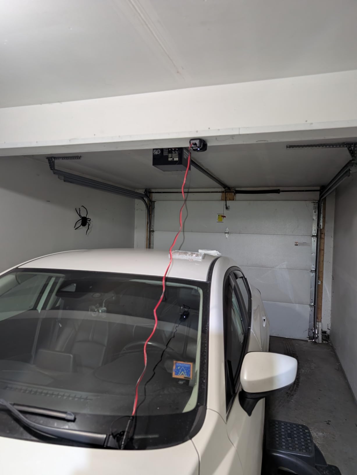 NOCO GENIUS5: 5A 6V/12V Smart Battery Charger - Automatic Maintainer, Trickle Charger & Desulfator with Overcharge Protection & Temperature Compensation - for Lead-Acid & Lithium Batteries customer photo 1