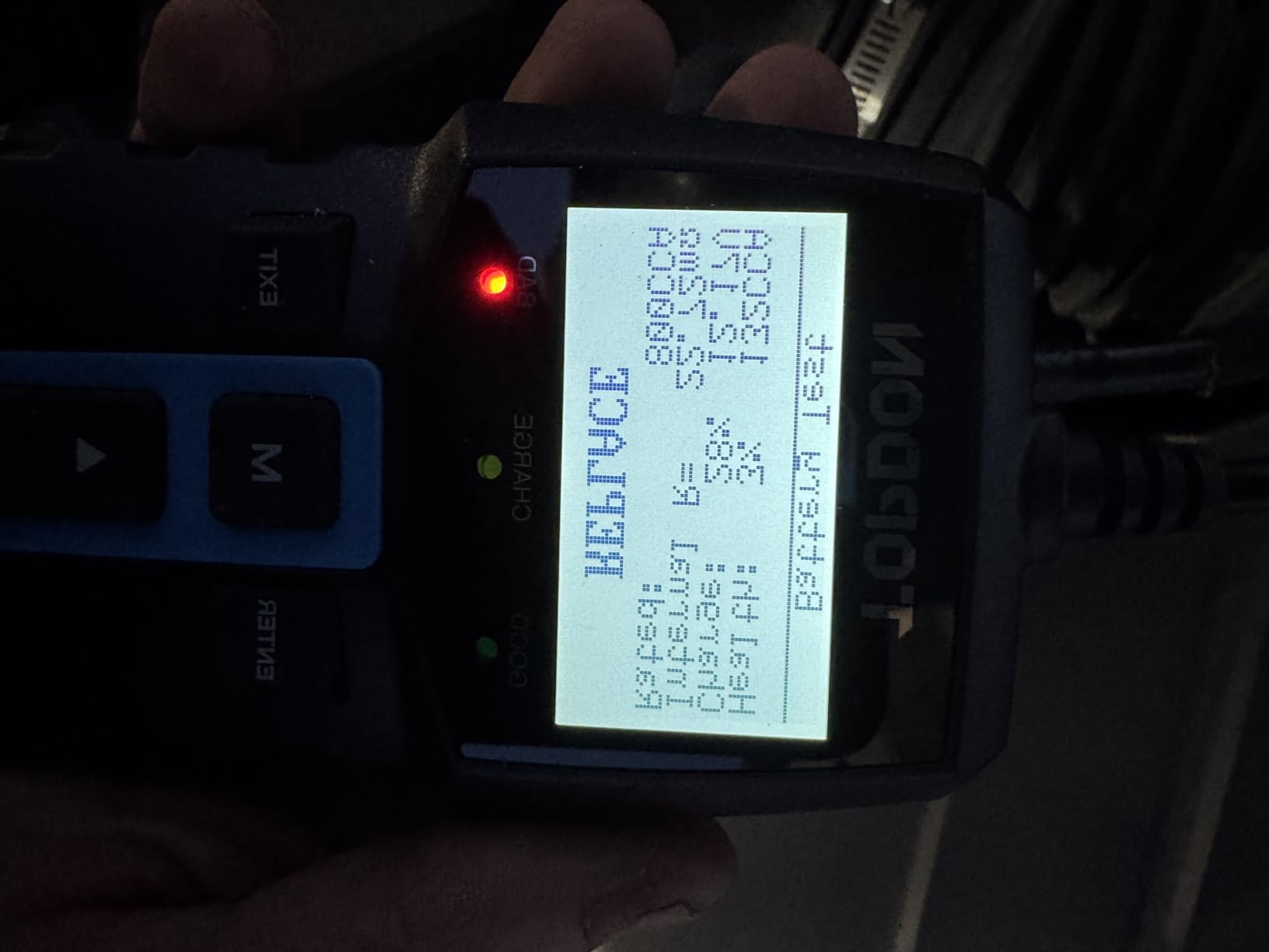 TOPDON BT100 Car Battery Tester 12V Load Tester, 100-2000 CCA Automotive Alternator Tester Digital Auto Battery Analyzer Charging Cranking System Tester for Car Truck Motorcycle ATV SUV Boat Yacht customer photo 2