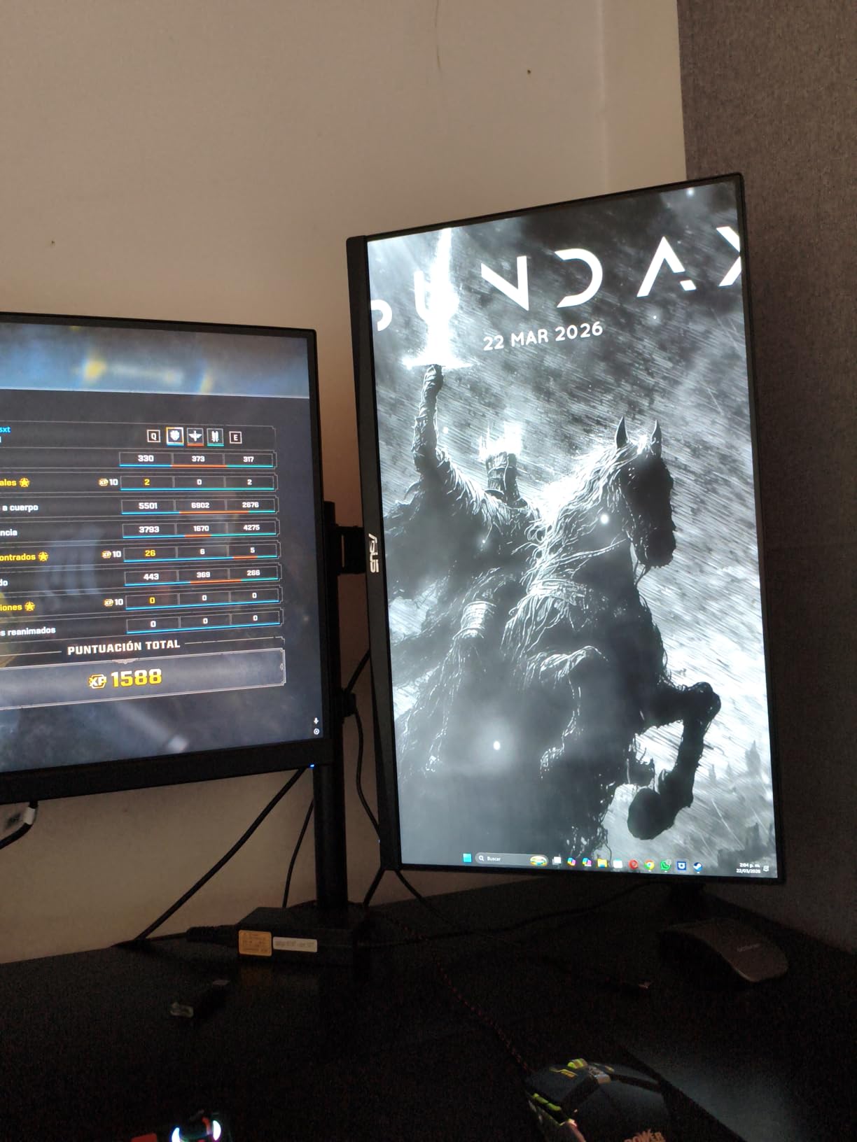 ErGear Dual Monitor Stand, Heavy Duty Adjustable Monitor Desk Mount for 2 Screens up to 32 Inches, Fully Adjustable Height, Tilt, Swivel, Rotate, Supports 17.6 lbs per Monitor Arm, Easy Installation customer photo 2