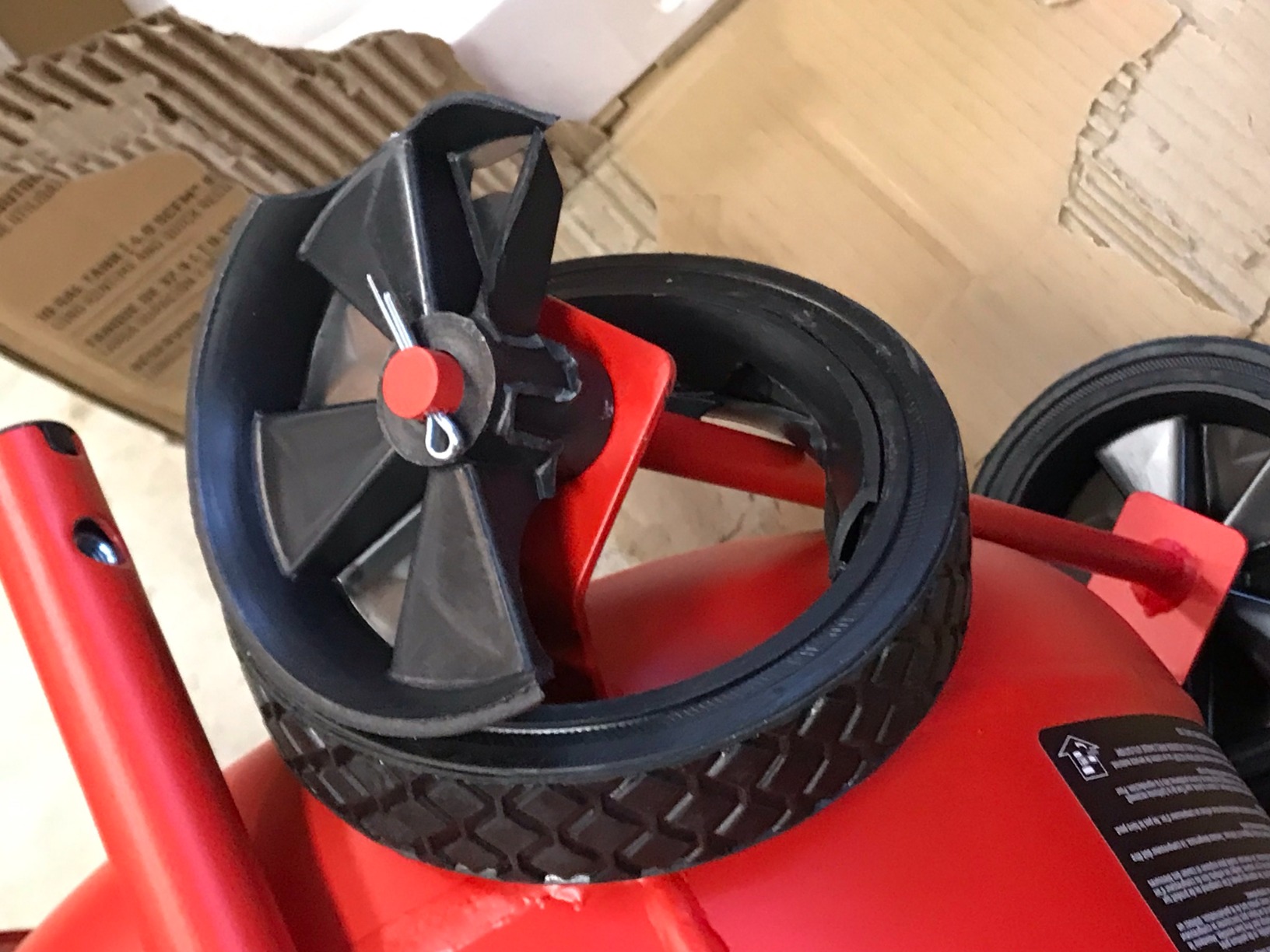 Craftsman Air Compressor 10 Gallon, Peak 1.8 HP, Max 150 PSI, 4.0CFM@90PSI, 5.0 CFM@40PSI, Oil-free, Portable Air Compressor with Wheel, 120V, Model: CMXECXA0331042 customer photo 2