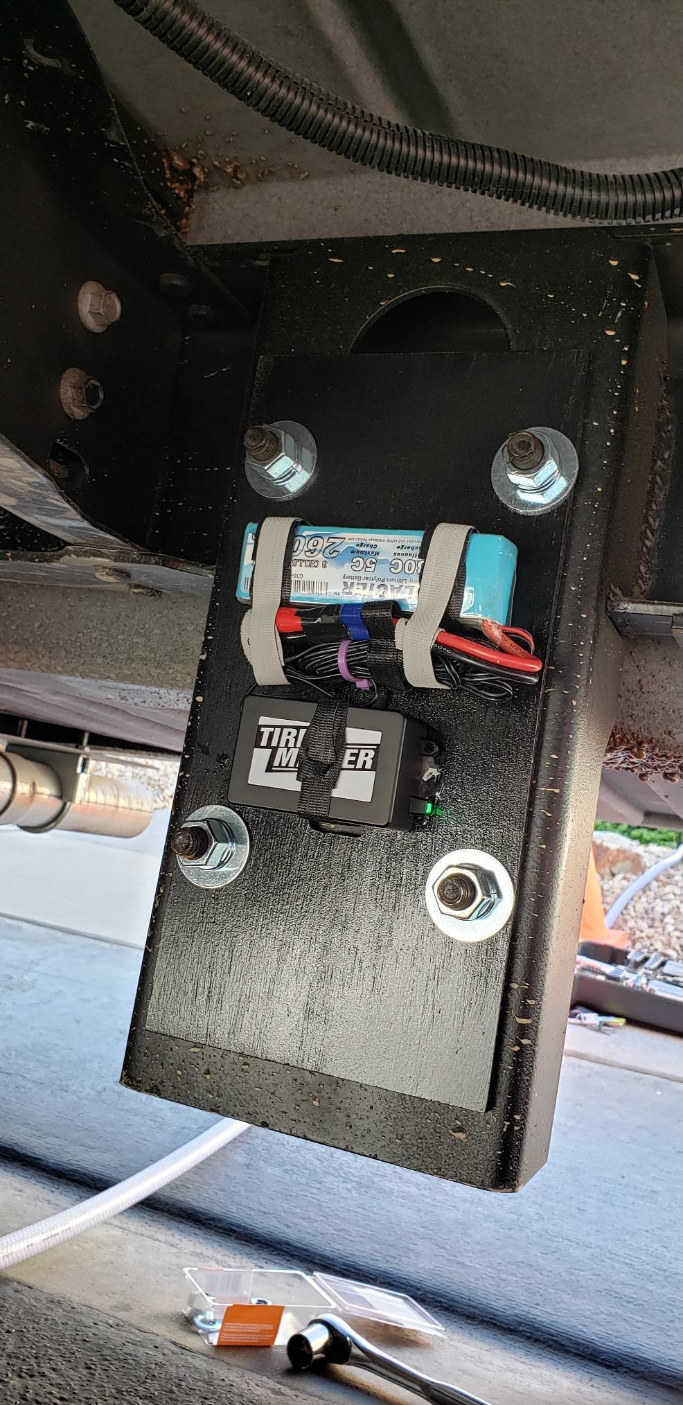 TireMinder i10 RV TPMS with 6 Transmitters customer photo 2