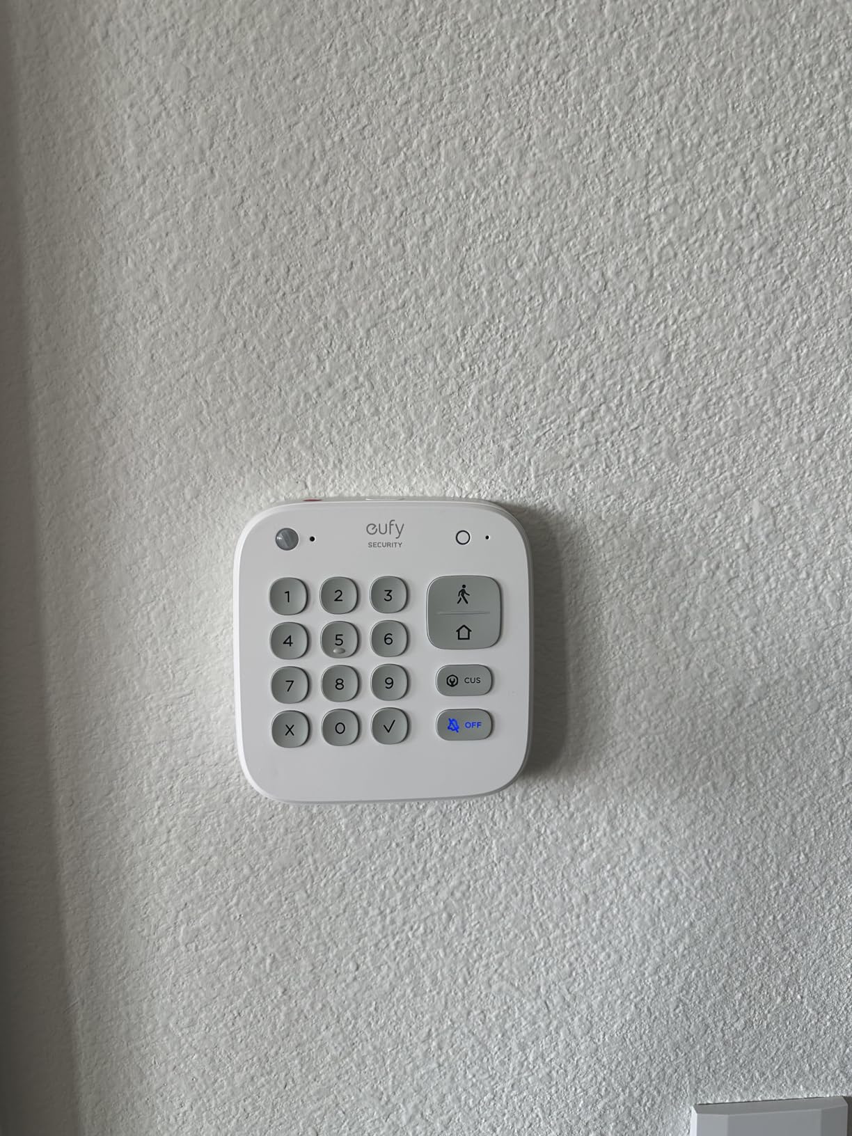 eufy Security 5-Piece Home Alarm Kit, Home Security System, Keypad, Motion Sensor, 2 Entry Sensors, Control from The App, Links with eufyCam customer photo 1