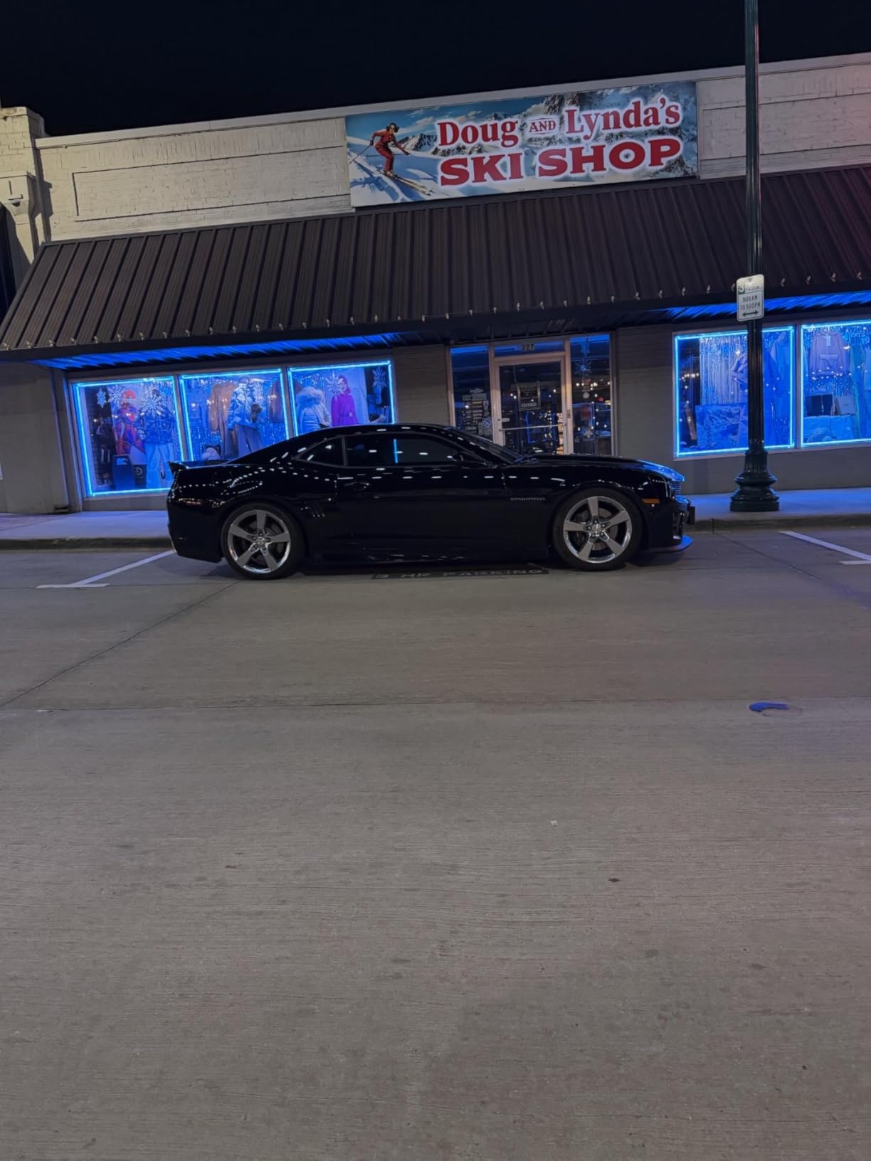 Cobra RAD 480i Laser Radar Detector - Long Range Detection, Bluetooth, Apple CarPlay and Android Auto Compatible, LaserEye Front and Rear Detection, Digital Signal Processing, Black customer photo 1