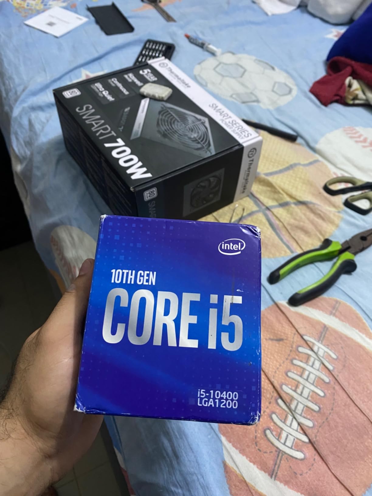 Intel Core i5-10400 Desktop Processor 6 Cores up to 4.3 GHz LGA1200 customer photo 1