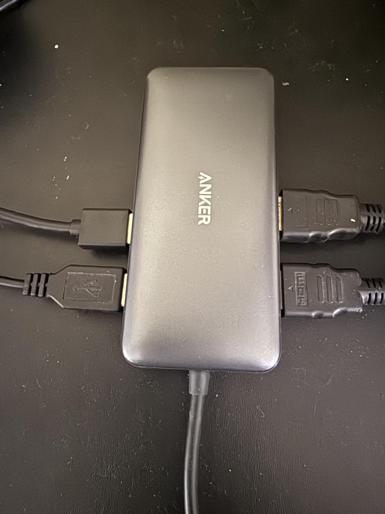 Anker Laptop Docking Station Dual Monitor, 8-in-1 USB C Hub, 4K Dual Monitor with 2 HDMI, 1 Gbps Ethernet Hub, 85W Power Delivery, SD Card Reader, for XPS and More (Charger not Included) customer photo 2