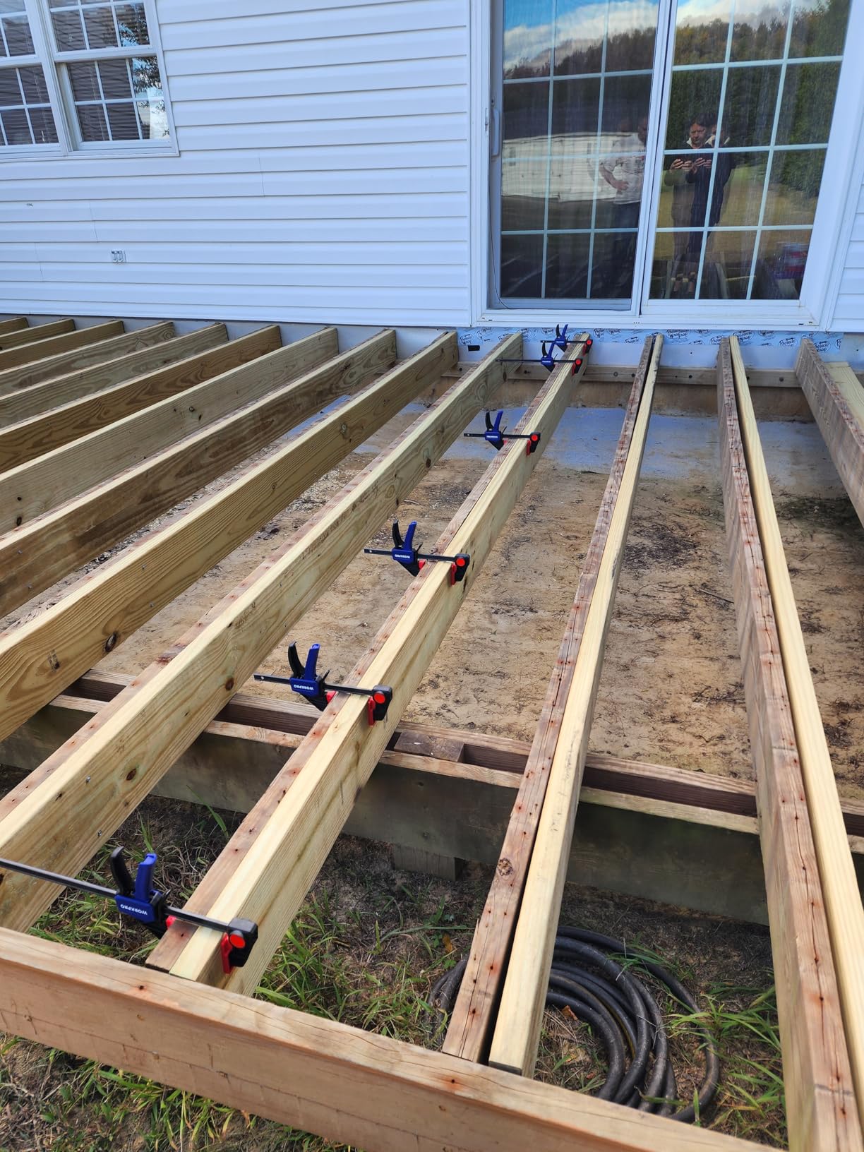 WORKPRO Bar Clamps for Woodworking, 6-Pack One-Handed Clamp/Spreader, 6-Inch (4) and 12-Inch (2) Wood Clamps Set, Light-Duty Quick-Change F Clamp with 150 lbs Load Limit Blue customer photo 2