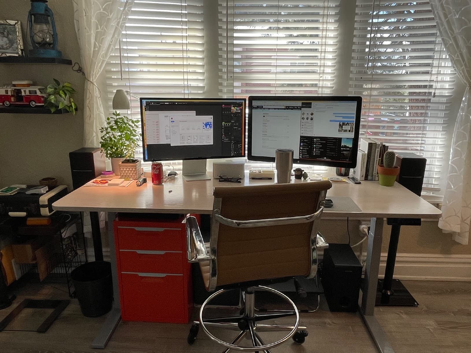 Edifier R1280DBs Active Bluetooth Bookshelf Speakers - Optical Input - 2.0 Wireless Studio Monitor Speaker - 42W RMS with Subwoofer Line Out - Wood Grain customer photo 2