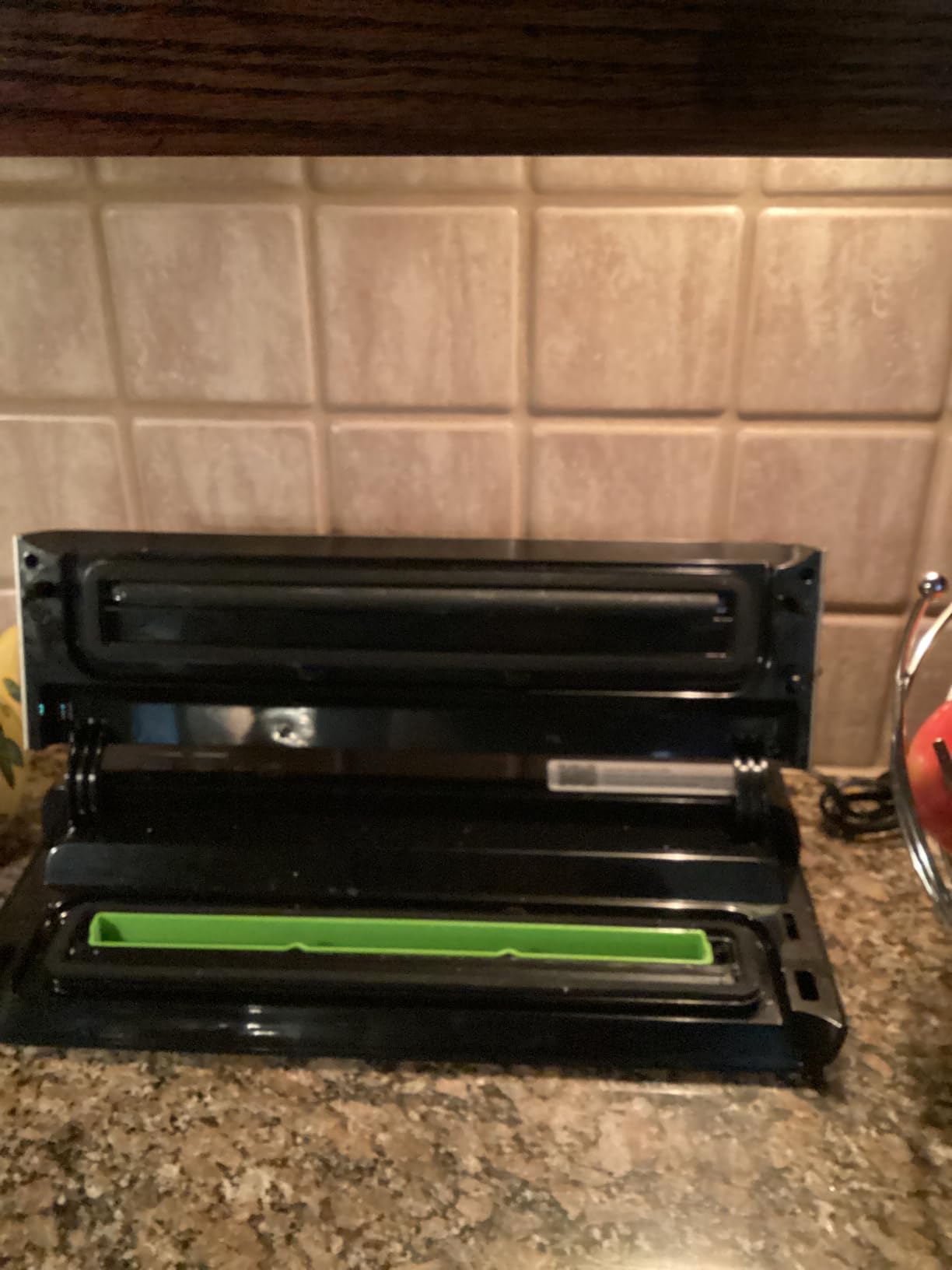 FoodSaver Compact Vacuum Sealer Machine with Airtight Bags and Roll - Ideal for Sous Vide and Airtight Food Storage, White customer photo 2