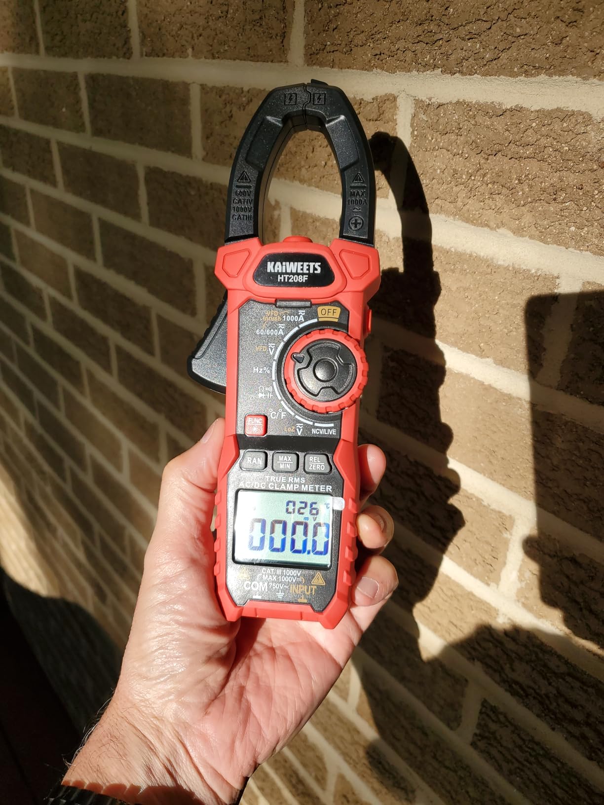 KAIWEETS HT208D Inrush Clamp Meter 1000A True RMS AC/DC Current Amp Meter, VFD, LOZ Mode, 6000 Counts, Measures Current Voltage Temperature Capacitance Resistance Diodes Continuity Duty-Cycle customer photo 1