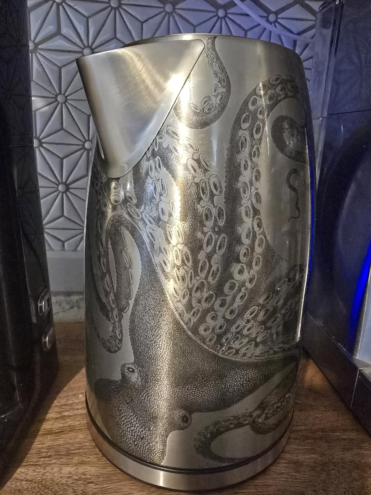 Cuisinart GK-1 Digital Goose Neck Kettle, Precision Gooseneck Spout Designed for Precise Pour Control that Holds 1-Liter, 1200-Watt Allows for Quick Heat Up, Stainless Steel, Black customer photo 1