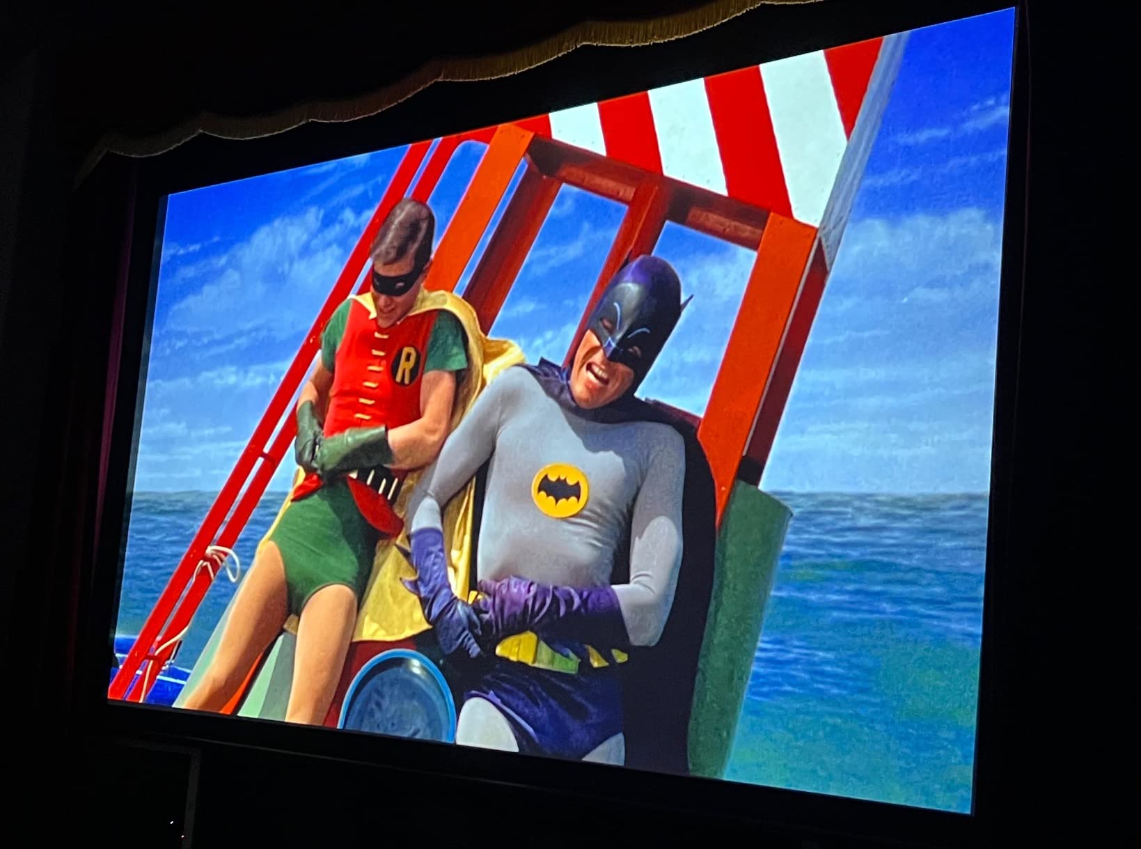 ViewSonic PX701-4K UHD 4K Projector with 3200 Lumens, 240Hz, 4.2ms, HDR, Auto Keystone, Dual HDMI customer photo 2