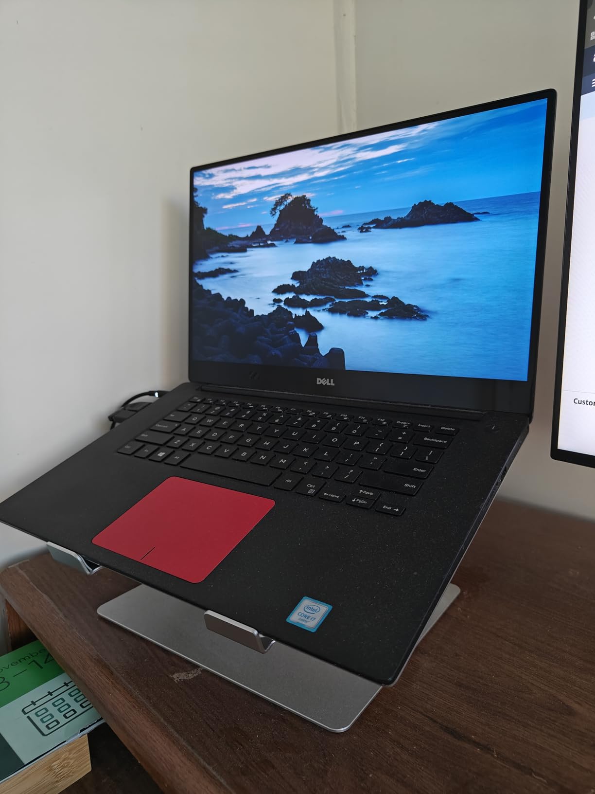 Lamicall Adjustable Laptop Stand, Portable Laptop Riser, Aluminum Laptop Stand for Desk Foldable, Ergonomic Computer Notebook Holder for MacBook Air Pro HP, Office Desk Accessories (10-17.3'')- Silver customer photo 1