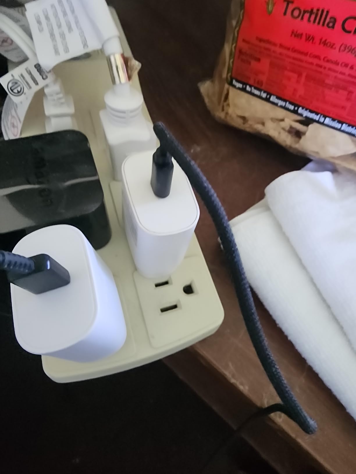 TT&C USB C Block 30W PD3.0 Fast Charger, Type C Plug Cube Wall Adapter Power Brick Compatible with iPhone 17, 17e, 17 Pro Max, 16, 16e, 15, 14, 13, 12, iPad, mini, Galaxy S26 S25, S24 customer photo 1