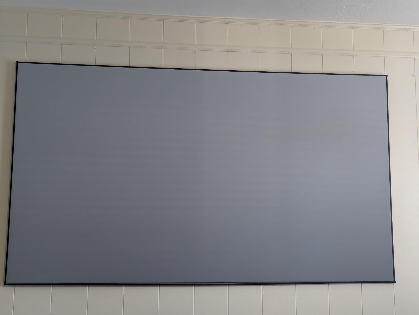 Elite Screens Aeon CLR3 103