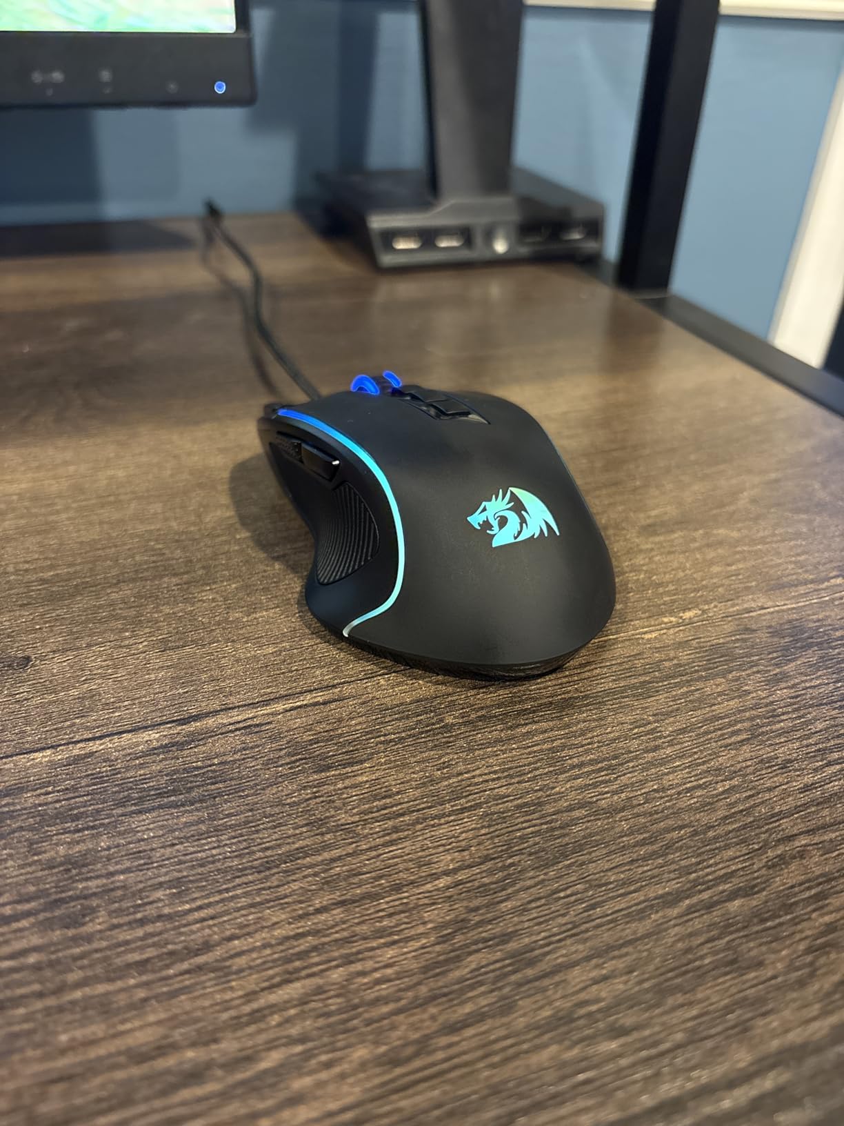 Redragon M612 Predator RGB Gaming Mouse, 8000 DPI Wired Optical Mouse with 11 Programmable Buttons & 5 Backlit Modes, Software Supports DIY Keybinds Rapid Fire Button customer photo 1