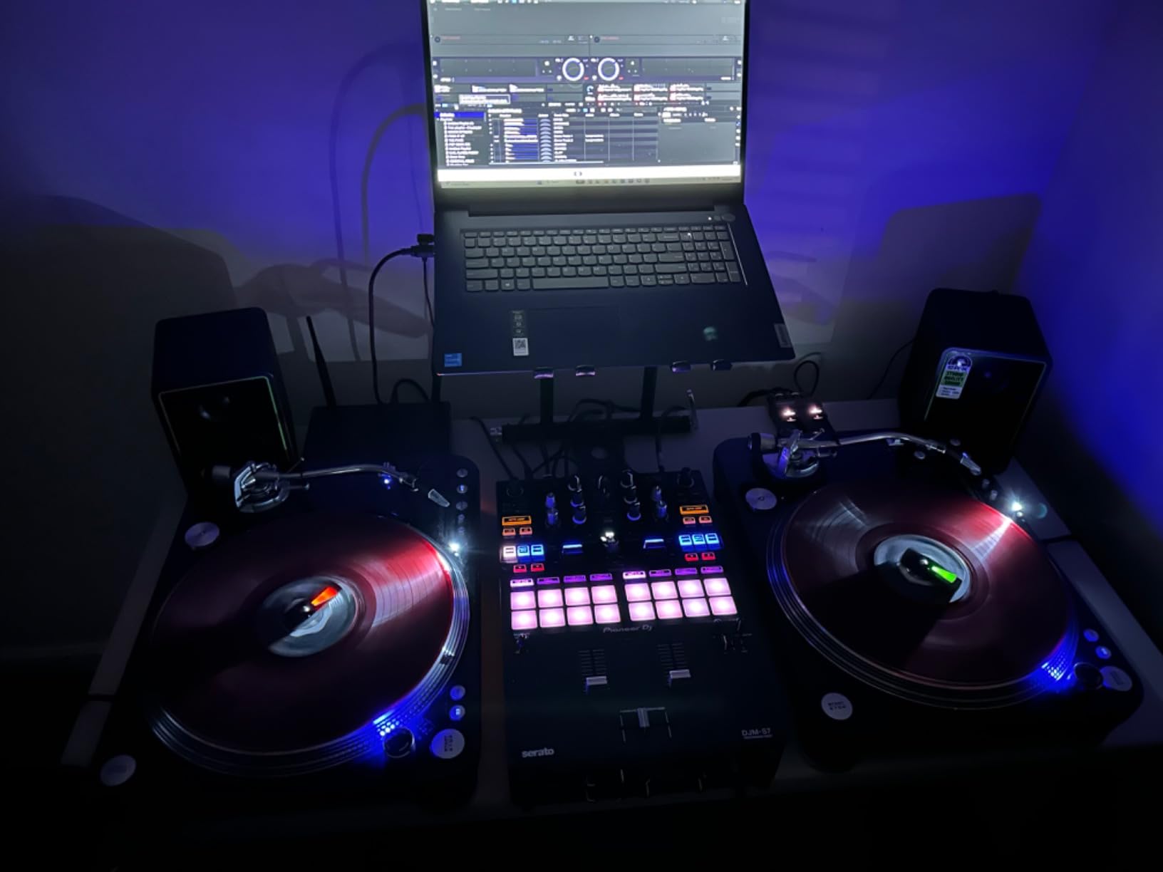 Pioneer DJ DJM-S7 2-channel Mixer for Serato DJ customer photo 2