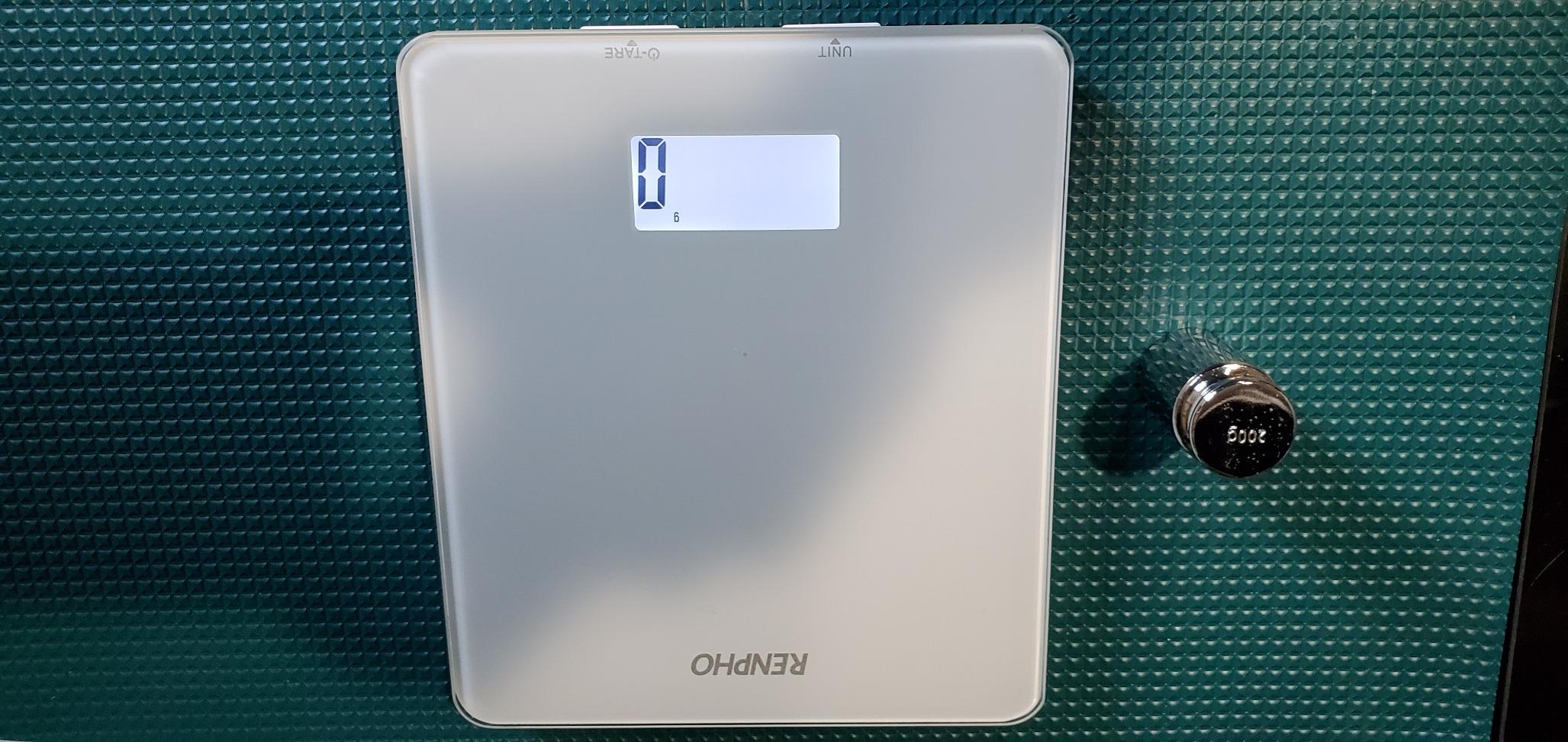 RENPHO Digital Kitchen Scale, Smart Food Weight Scale with Nutritional Calculator, Gram Scale for Weight Loss Cooking Baking Keto Macro Diet, Black Glass, 22lb/10kg customer photo 1