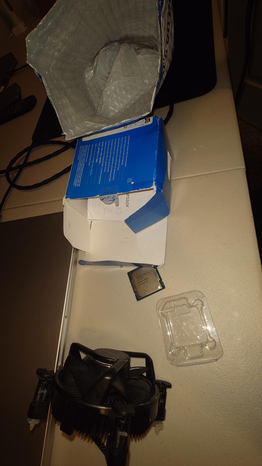 Intel Core i5-11400 Desktop Processor 6 Cores up to 4.4 GHz LGA1200 customer photo 2