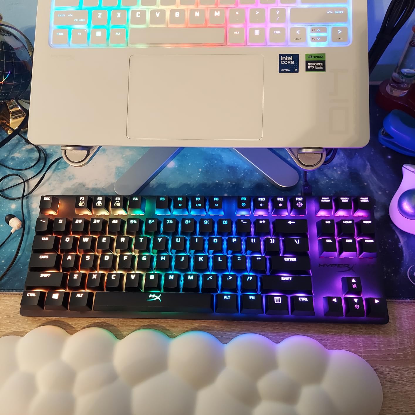 HyperX Alloy Origins 60 - Mechanical Gaming Keyboard, Ultra Compact 60% Form Factor, Double Shot PBT Keycaps, RGB LED Backlit, NGENUITY Software Compatible - Linear HyperX Red Switch, Black customer photo 2