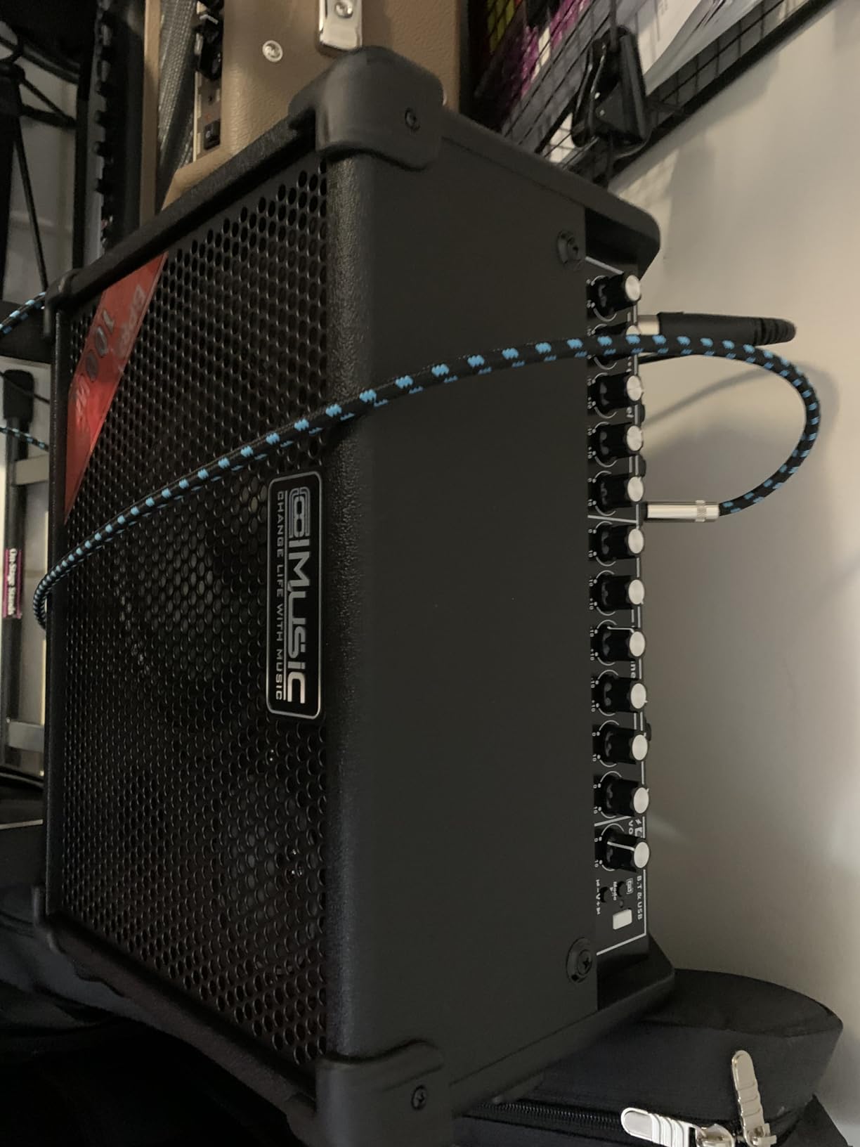 Coolmusic BP80 Battery Powered Acoustic Guitar Amplifier- Portable Bluetooth Speaker 100W, 6 Inputs,3 Band EQ,Orange customer photo 1