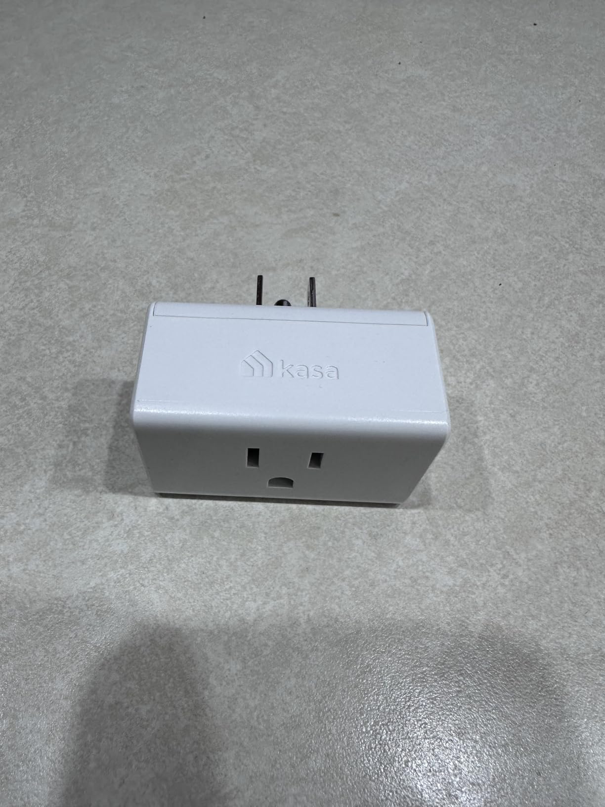 Kasa Smart Plug Ultra Mini 15A, Smart Home Wi-Fi Outlet Works with Alexa, Google Home & IFTTT, No Hub Required, UL Certified, 2.4G WiFi Only, 1-Pack(EP10), White customer photo 1