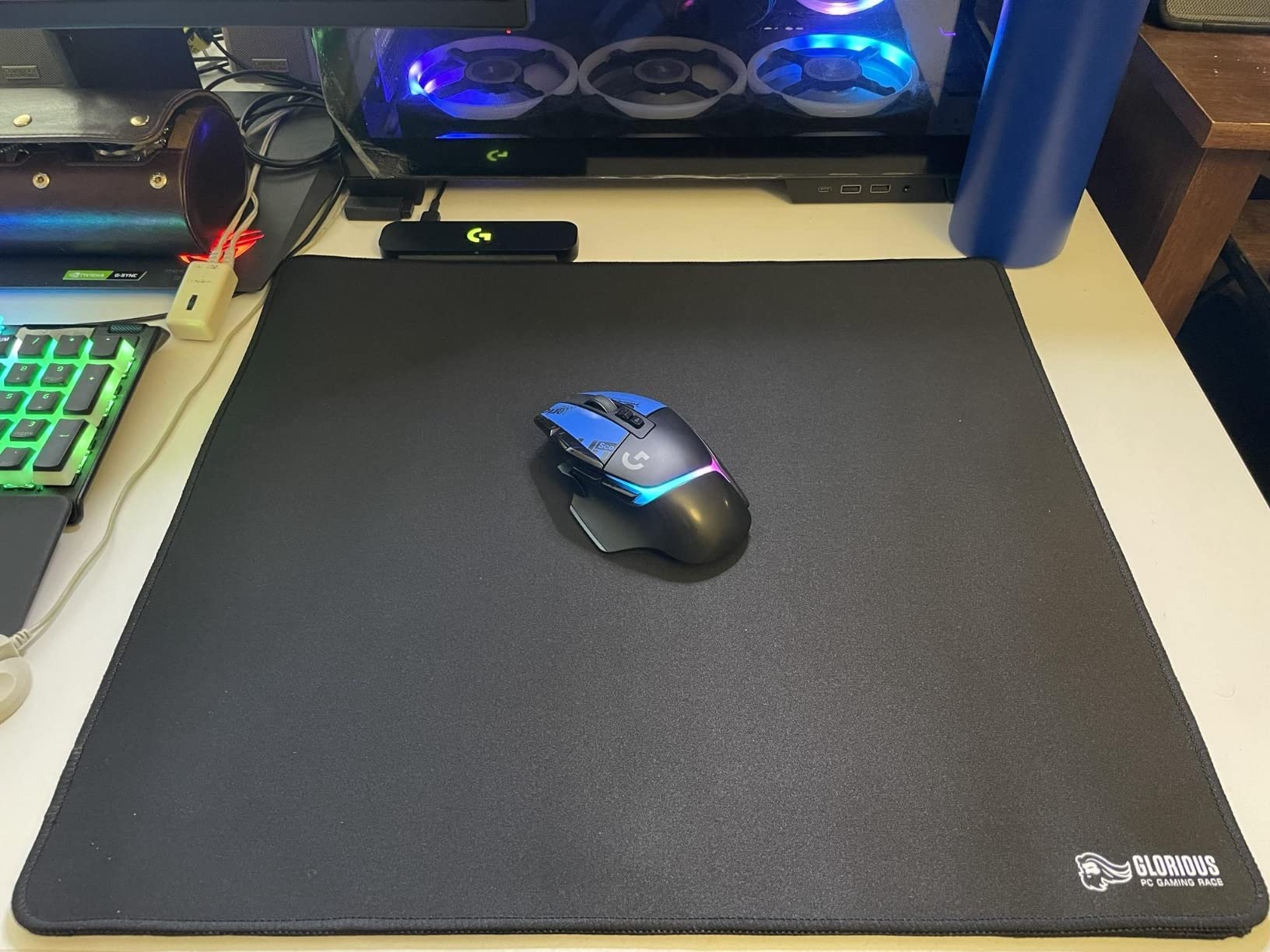 Logitech G502 X Plus Wireless Gaming Mouse: Optical Switches, LIGHTSYNC RGB, 13 Buttons, Infinite Scroll Toggle, <130 hr Battery Life, USB-C, PowerPlay Wireless Charging Capable, for PC/MacOS - Black customer photo 2