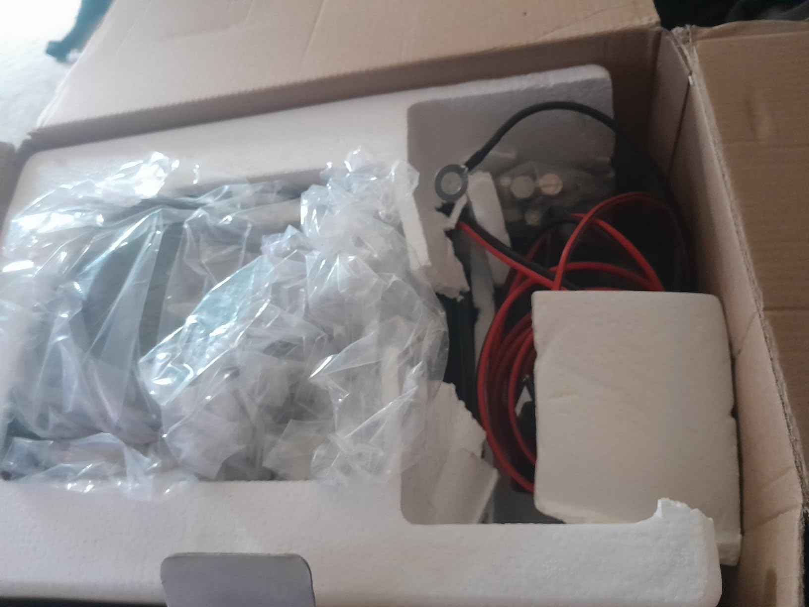 Electric Anchor Winch,Marine Anchor Winch 12V,Saltwater Boat Anchor Windlass Kit with Wireless Remote Control,Heavy Duty Towing Winches customer photo 1