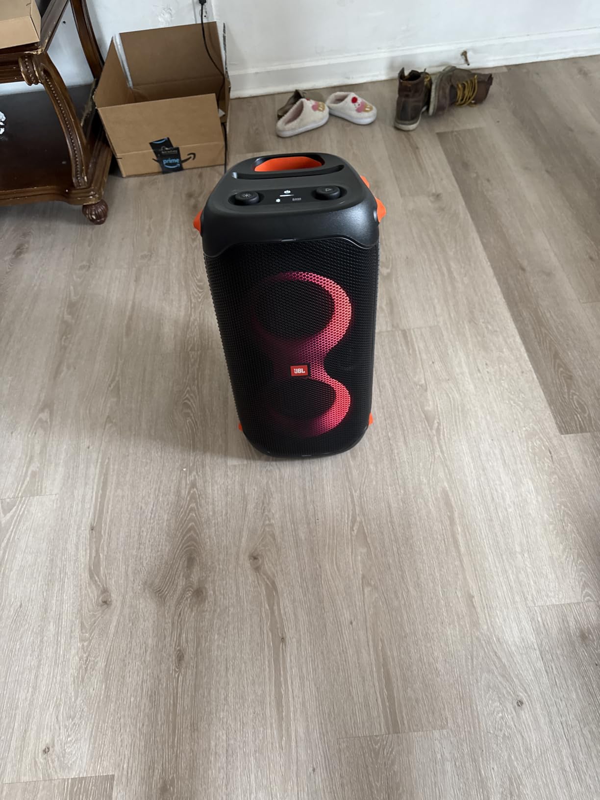 JBL PartyBox 110 - Portable Party Speaker with Built-in Lights, Powerful Sound and deep bass customer photo 2