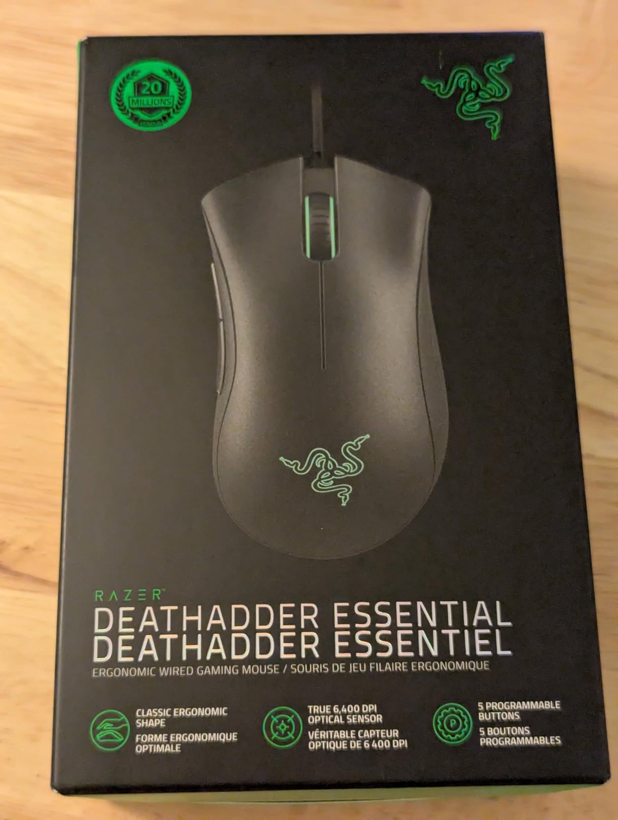 Razer DeathAdder Essential Gaming Mouse: 6400 DPI Optical Sensor - 5 Programmable Buttons - Mechanical Switches - Rubber Side Grips - Classic Black customer photo 1