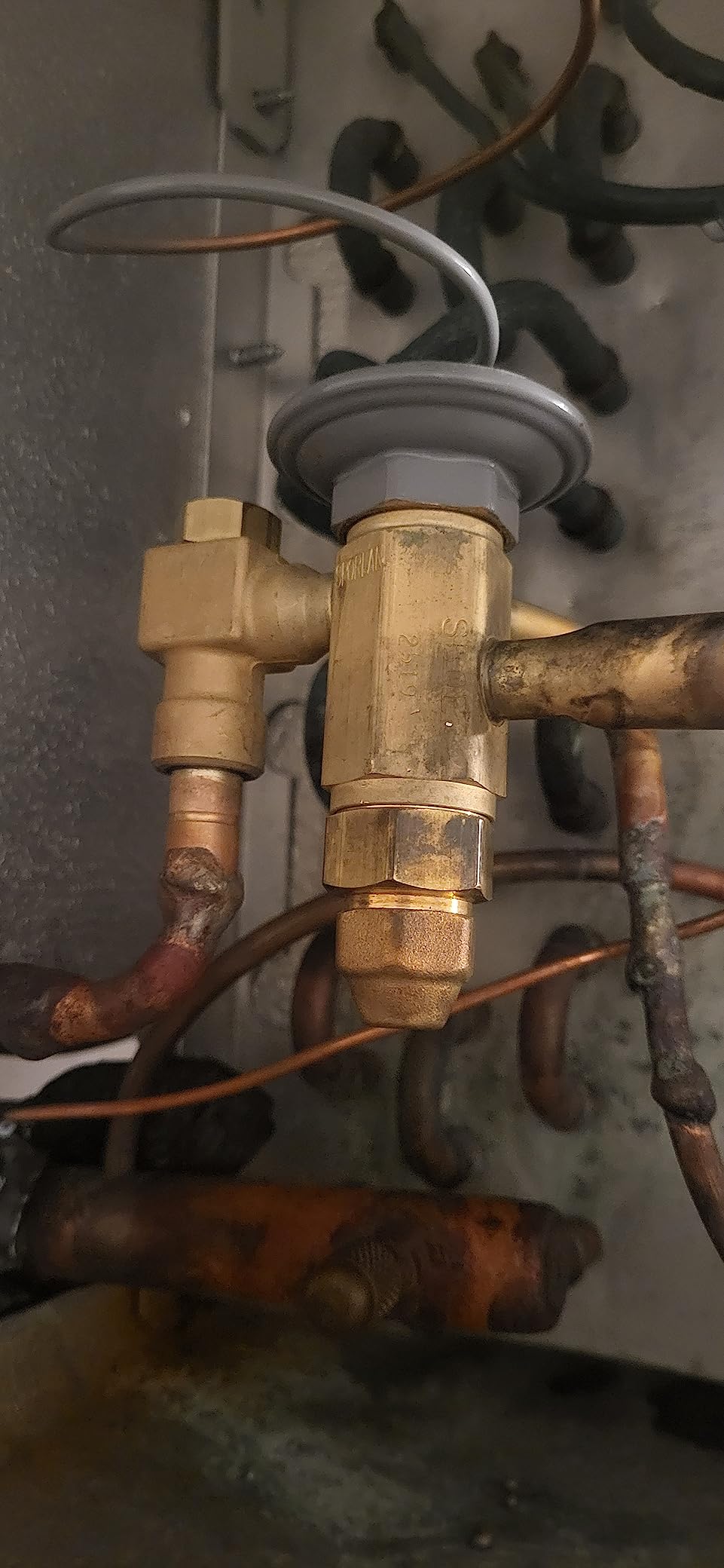 Fieldpiece VP87 Vacuum Pump - 8 CFM, 3/4 HP DC Motor, RunQuick Oil Change System - Portable - Professional HVAC Tool - A2L Compatible customer photo 2