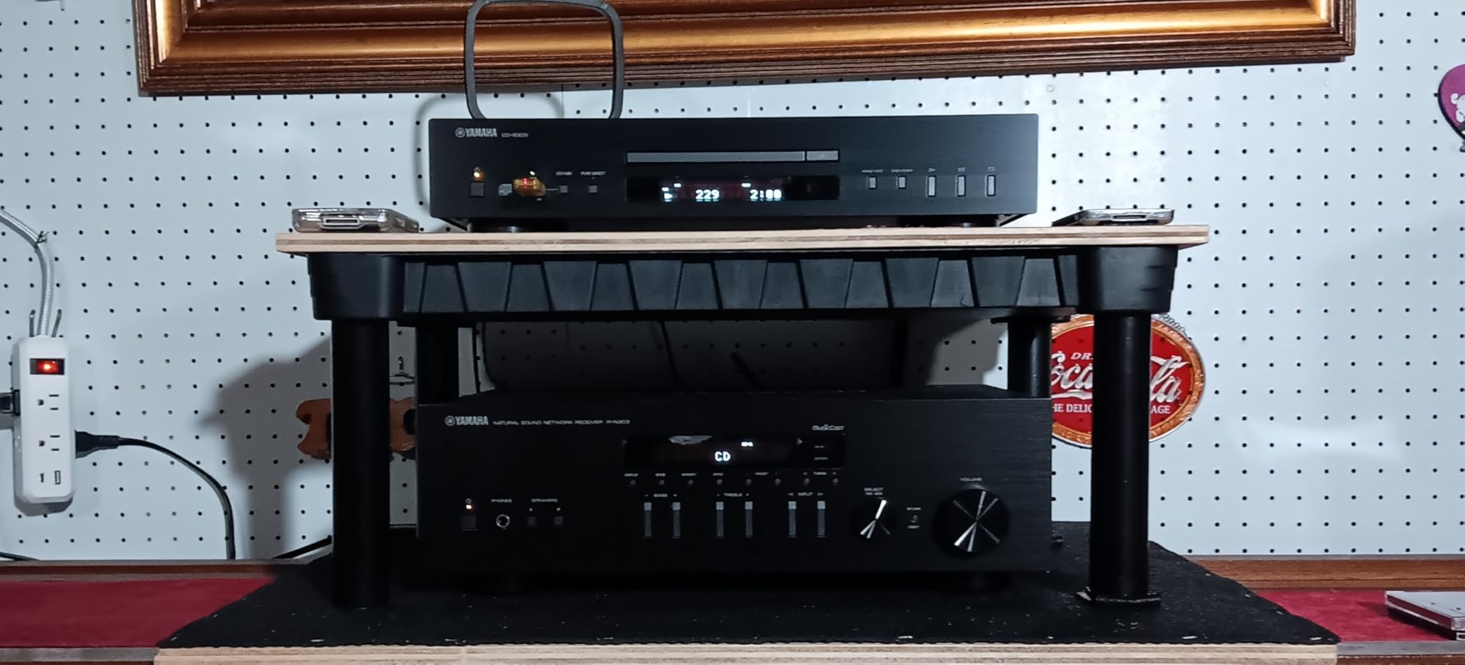 Yamaha CD-S303 Single CD Player, Black customer photo 1