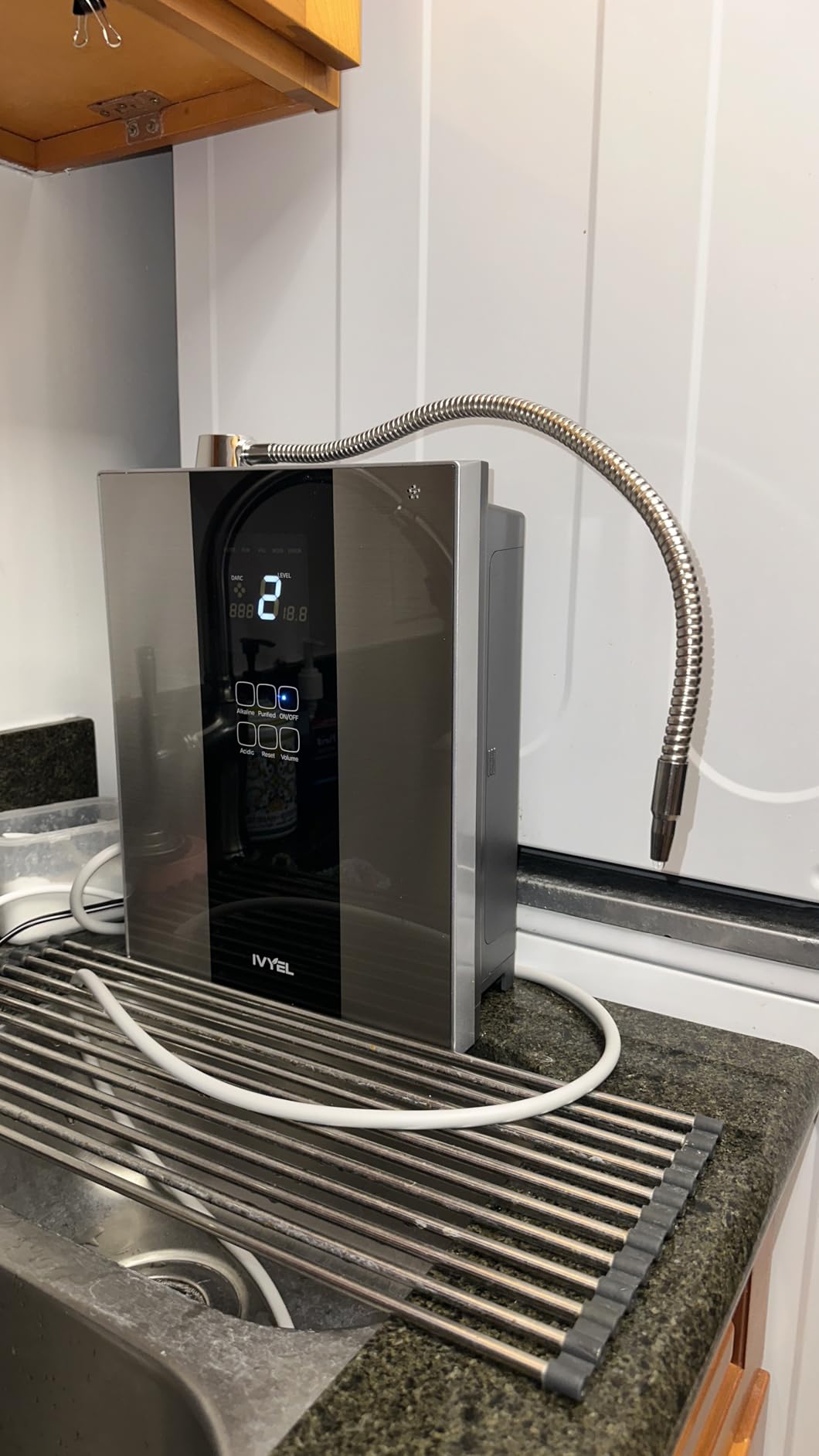 Korea-Made Ivyel PL Alkaline Water Machine,Water ionizer, Produces ph 8.5-10.0 Alkaline Water/Acidic Water/Hydrogen Water/Water Purifier Filter/Ionized Water/Antioxidant Water customer photo 1