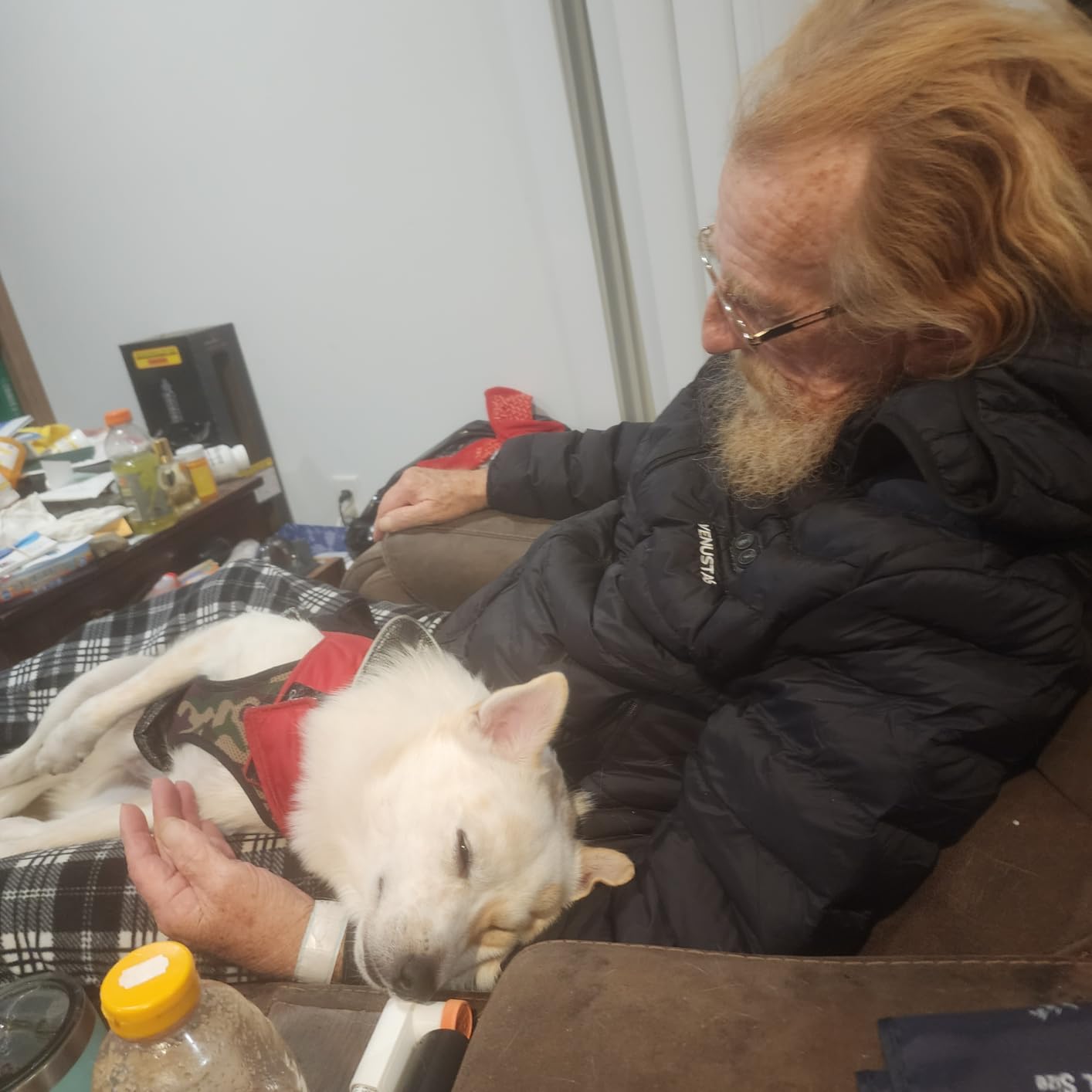 Venustas Unisex Dual-Control Heated Jacket, Water-resistant Heated Coat for Women and Men with Battery Included customer photo 2