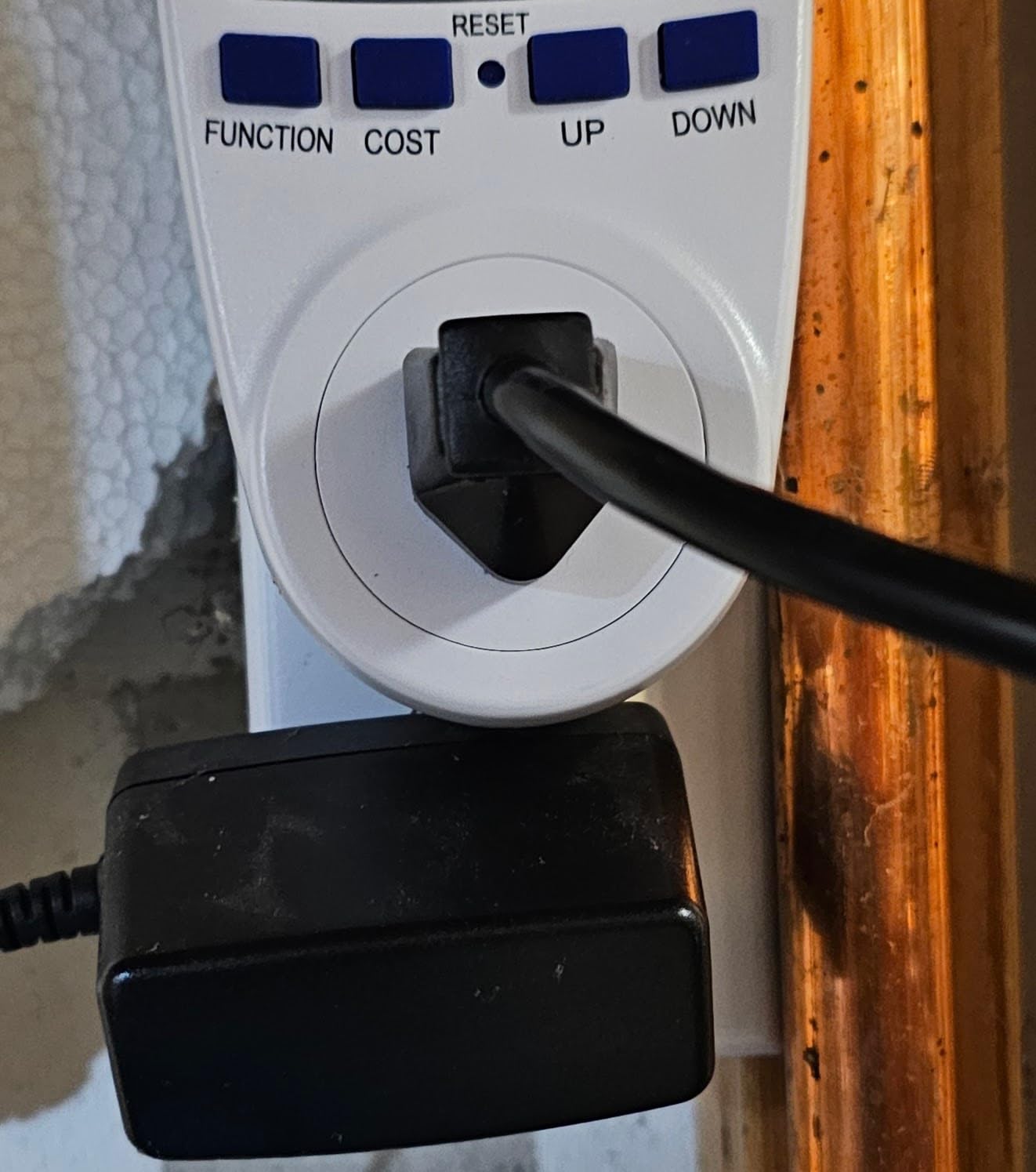 Upgraded Watt Power Meter Plug Home Electrical Usage Monitor Consumption, Energy Voltage Amps Kill Tester with Backlight, Overload Protection, 7 Modes Display customer photo 1