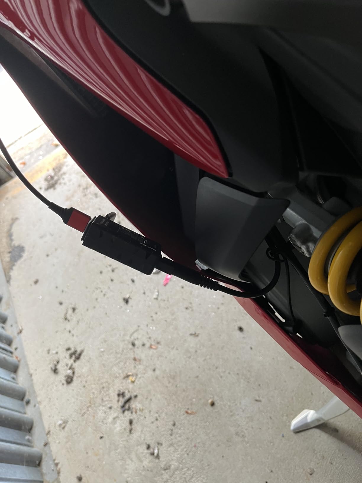 BATIGE Motorcycle USB Charger SAE to USB Adapter Type C and Quick Charge USB 3.0 with Voltmeter, ON/Off Switch and 3.6FT SAE Extension Cable Waterproof 3 Install Options for GPS Smartphone Camera customer photo 1