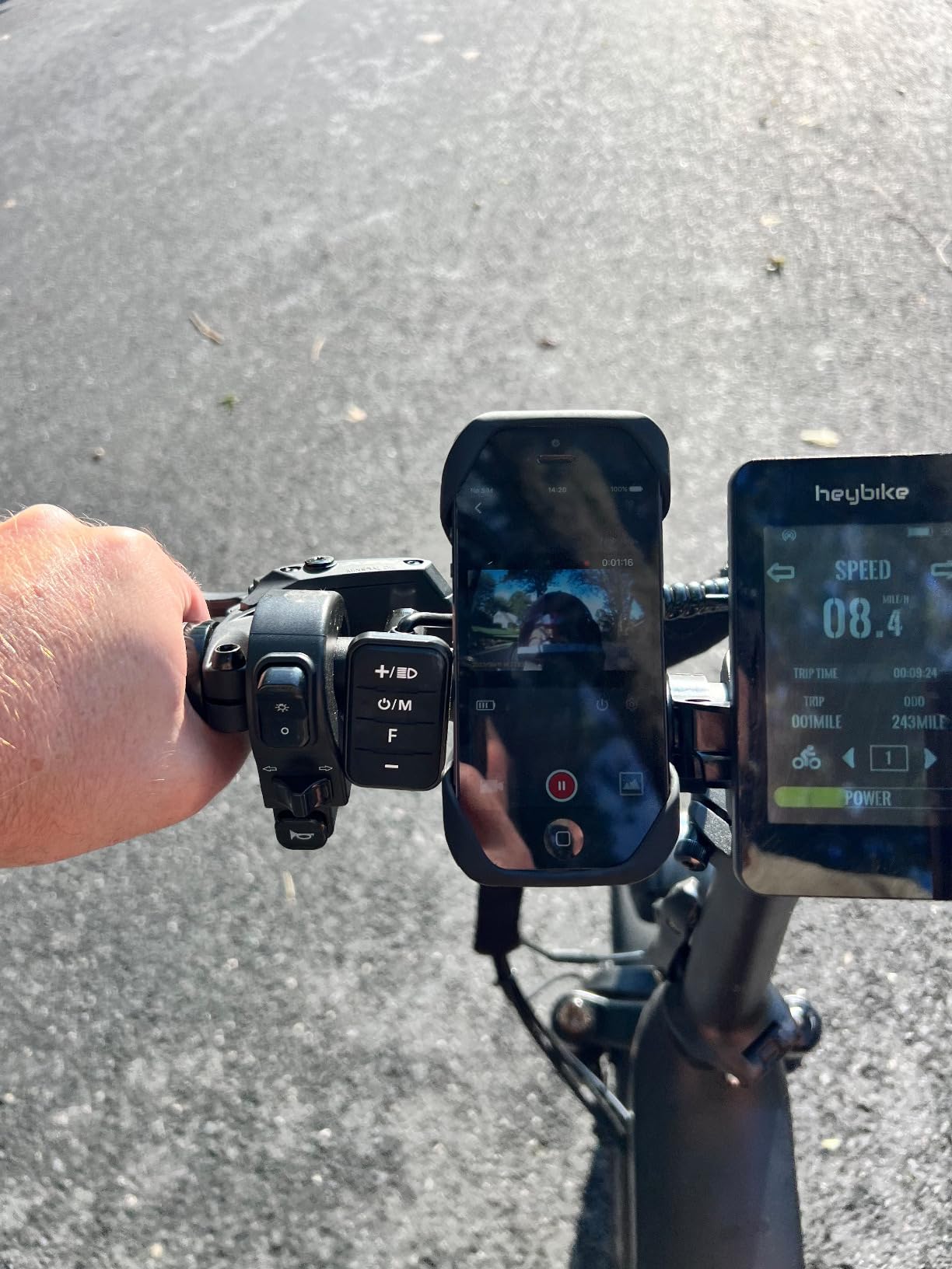 SJCAM SJ4000 Pro-Grade 4K Action Camera, 40MP 3-Axis EIS Stabilization Motorcycle Sport Camera, 170°FOV Waterproof Camera Underwater, 5X Zoom, Dual Batteries, 32G SD Card and Helmet Accessory Kit customer photo 2