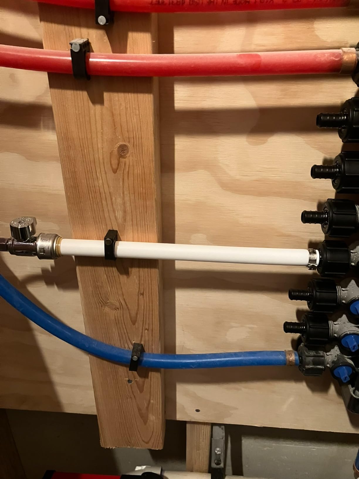 PEX Pipe Clamp Cinch Tool Crimping Tool Crimper for Stainless Steel Clamps from 3/8-inch to 1-inch with 1/2-inch 10PCS and 3/4-inch 10PCS SS PEX Clamps,with Pipe Cutter customer photo 1