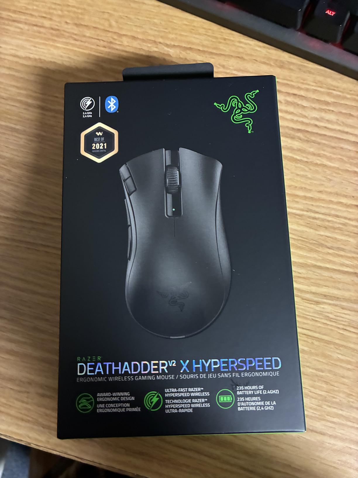 Razer DeathAdder V2 X HyperSpeed: Award-Winning Ergonomic Design - Ultra-Fast Wireless - 235hr Battery Life - 7 Programmable Buttons - Gen 2 Mechanical Switches - 5G 14K DPI Optical Sensor customer photo 2