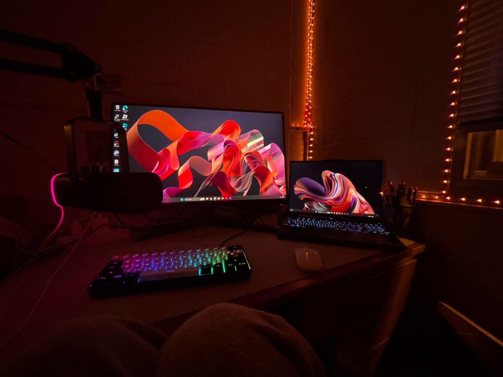 ASUS TUF Gaming 27 Inch Gaming Monitor - Full HD, 1080P, 165Hz (Supports 144Hz), 1ms, Extreme Low Motion Blur, FreeSync Premium, Shadow Boost, Eye Care, HDMI, DisplayPort, Tilt Adjustable - VG277Q1A customer photo 2