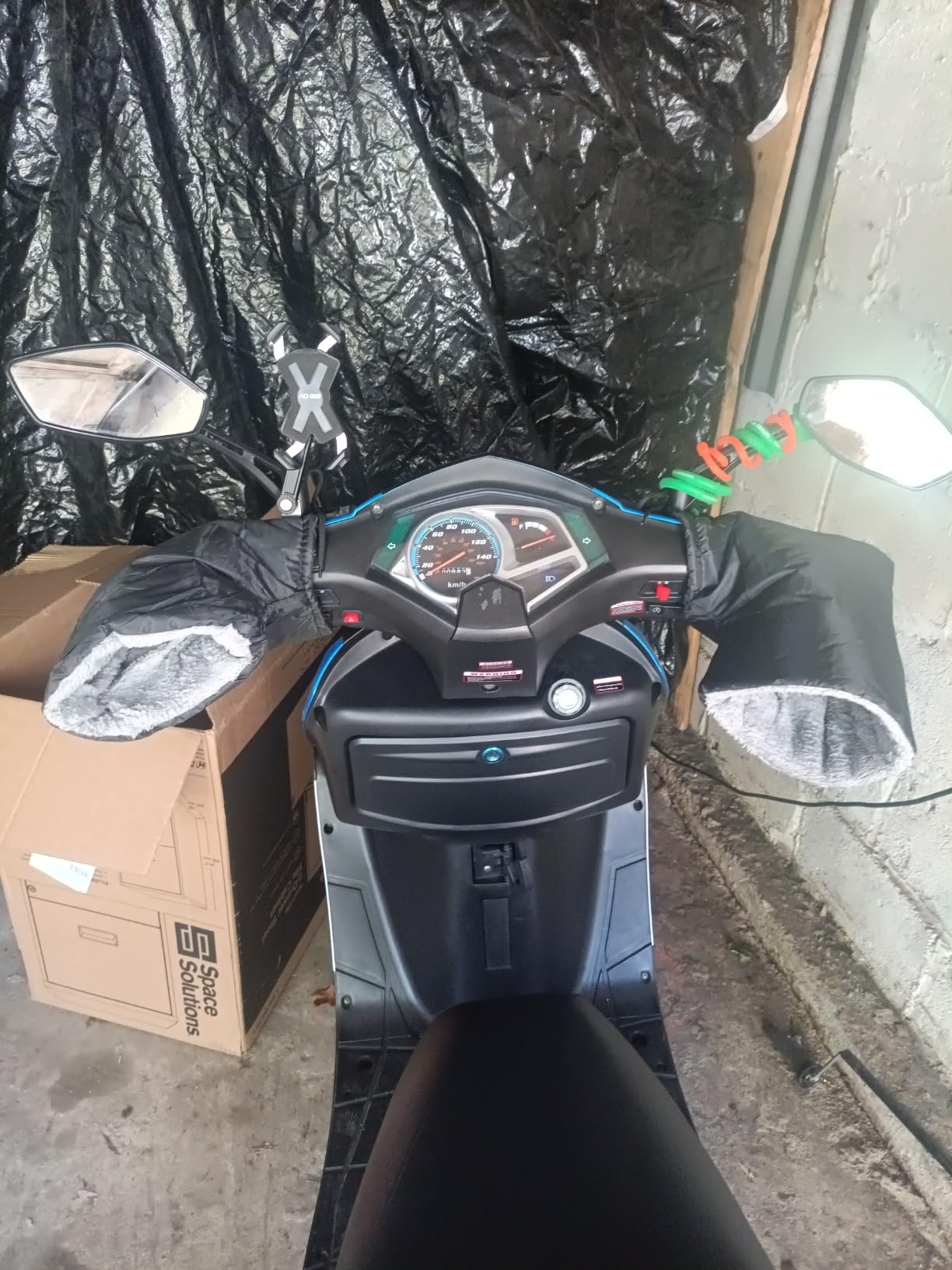 Ibluelover Motorcycle Handlebar Gloves Muff for Cold Weather Waterproof Riding Mittens Windproof E-Bike Handguards Hand Protectors Covers Winter Warm Cotton Handle Cover Gloves customer photo 1