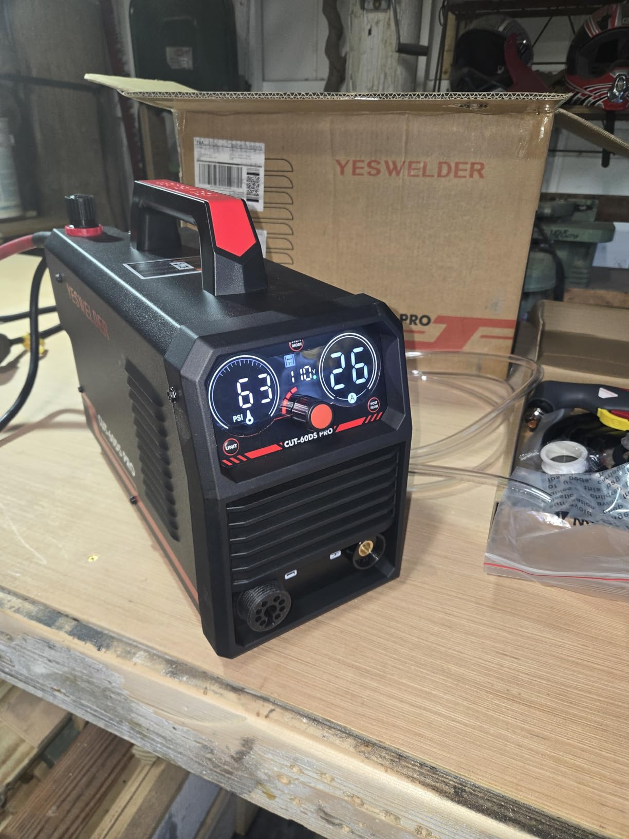 YESWELDER Plasma Cutter 60Amp Non-High Frequency Non-Touch Pilot Arc, Digital Display DC Inverter 110/220V Dual Voltage Blowback Plasma Cutting Machine CUT-60DS PRO customer photo 2