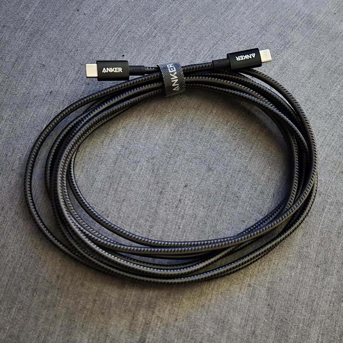 Anker USB C to USB C Cable, 2-Pack 6 FT (1.8 m) Type C 100W Charger Cord, Fast Charging for iPhone 17 Series, MacBook Pro 2020, Pixel, and More (Black, Not for Video Output) customer photo 2